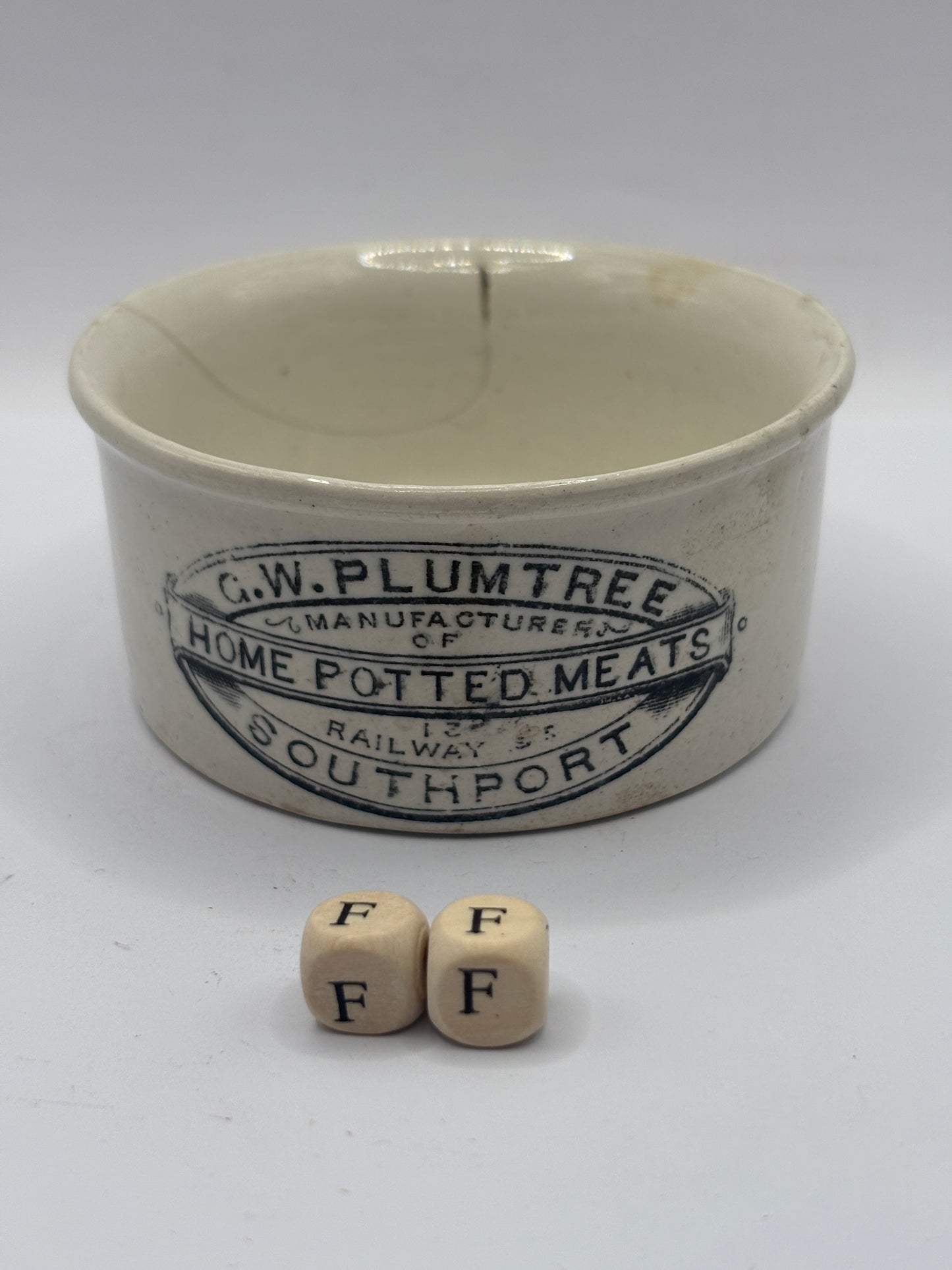 Old Plumtree advertising meat paste pot (FF) damaged