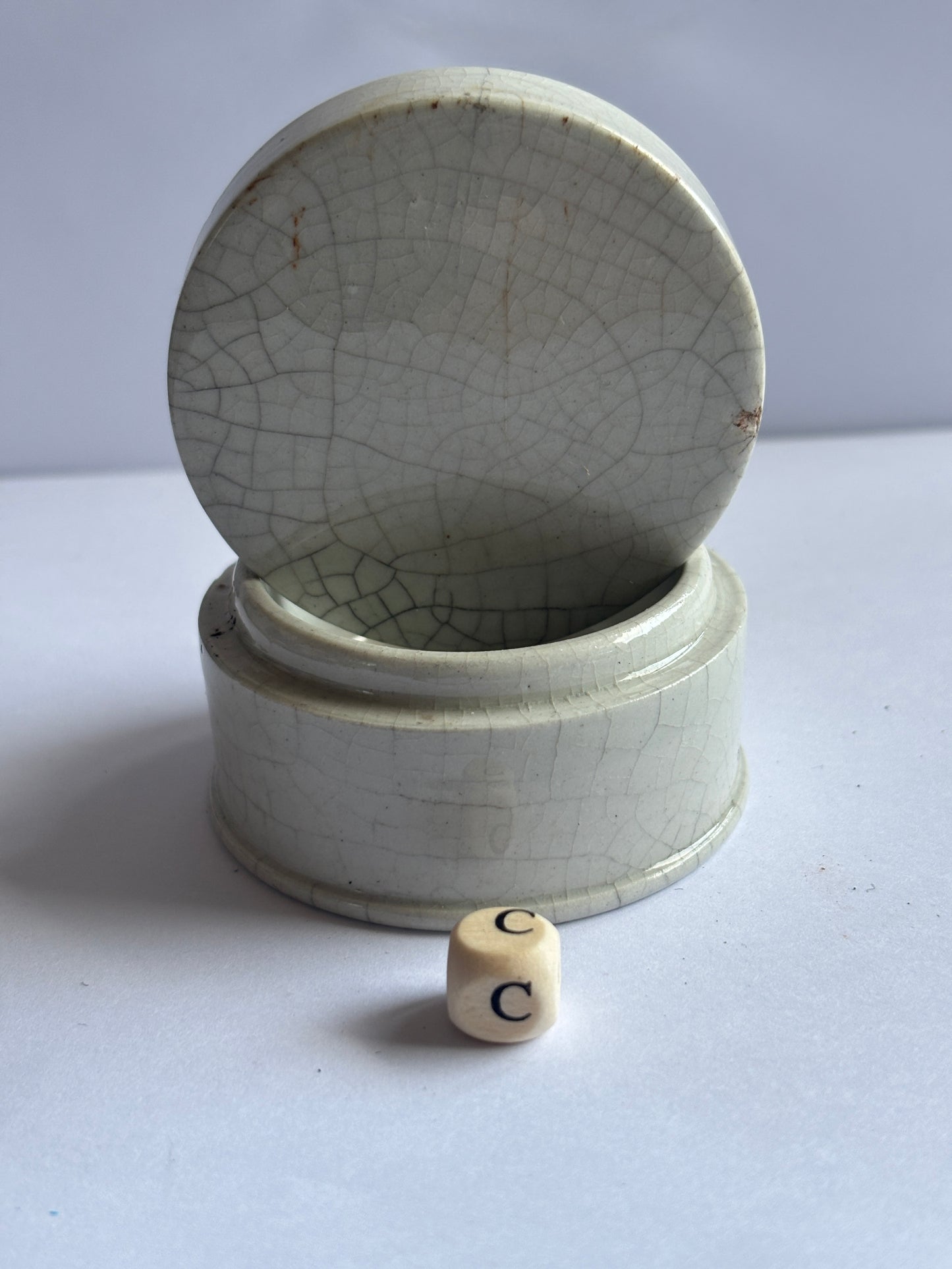 Old plain pot lid and base, stoneware (C)