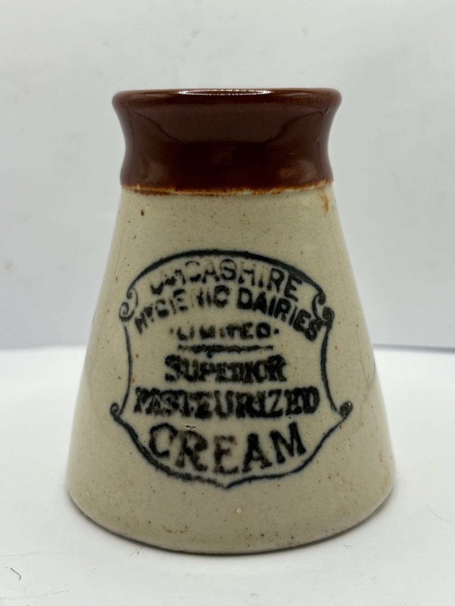 Lancashire hygienic dairies cream pot