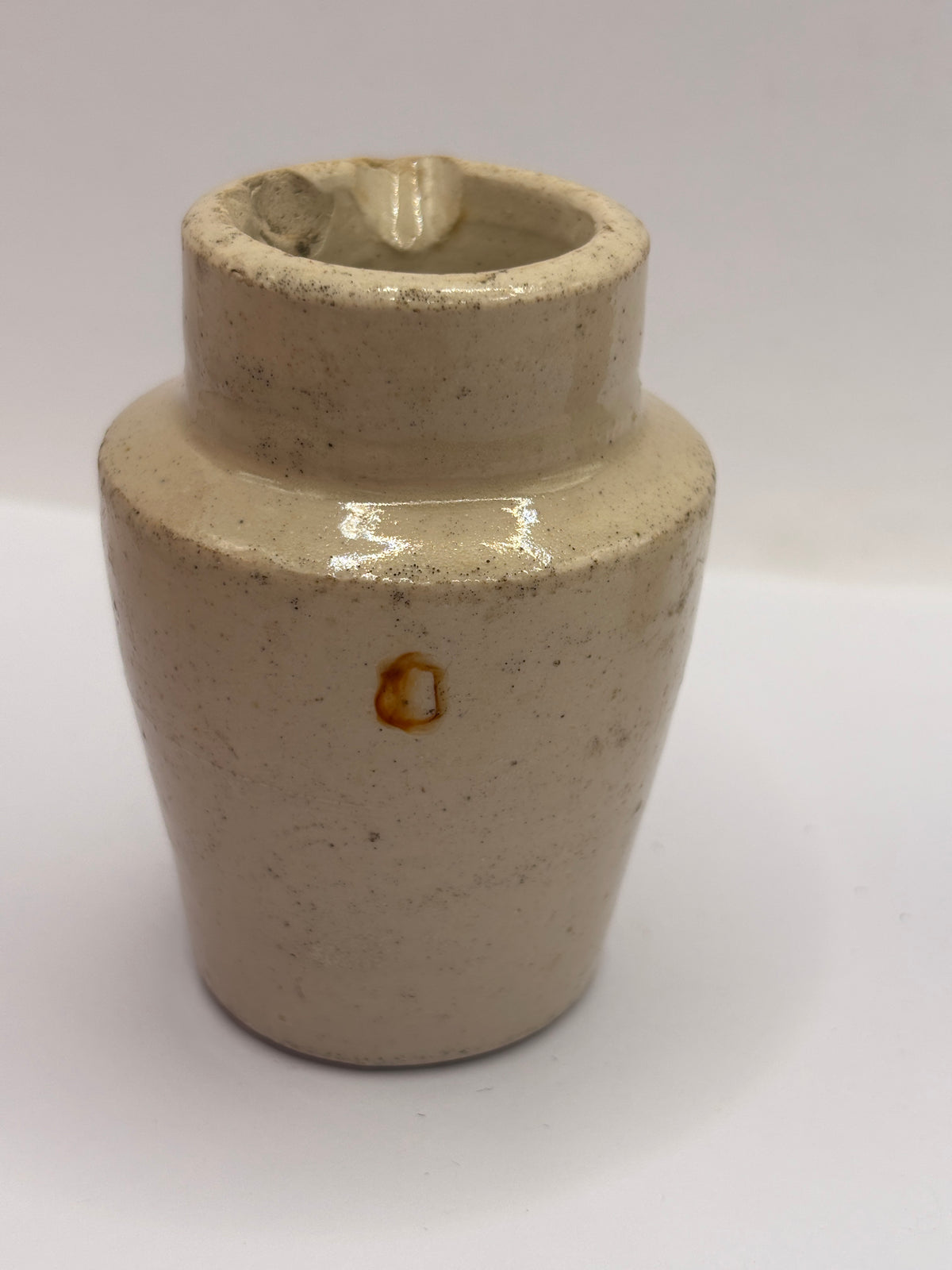 Old advertising cream pot, Provinical dairies Leeds. Chipped