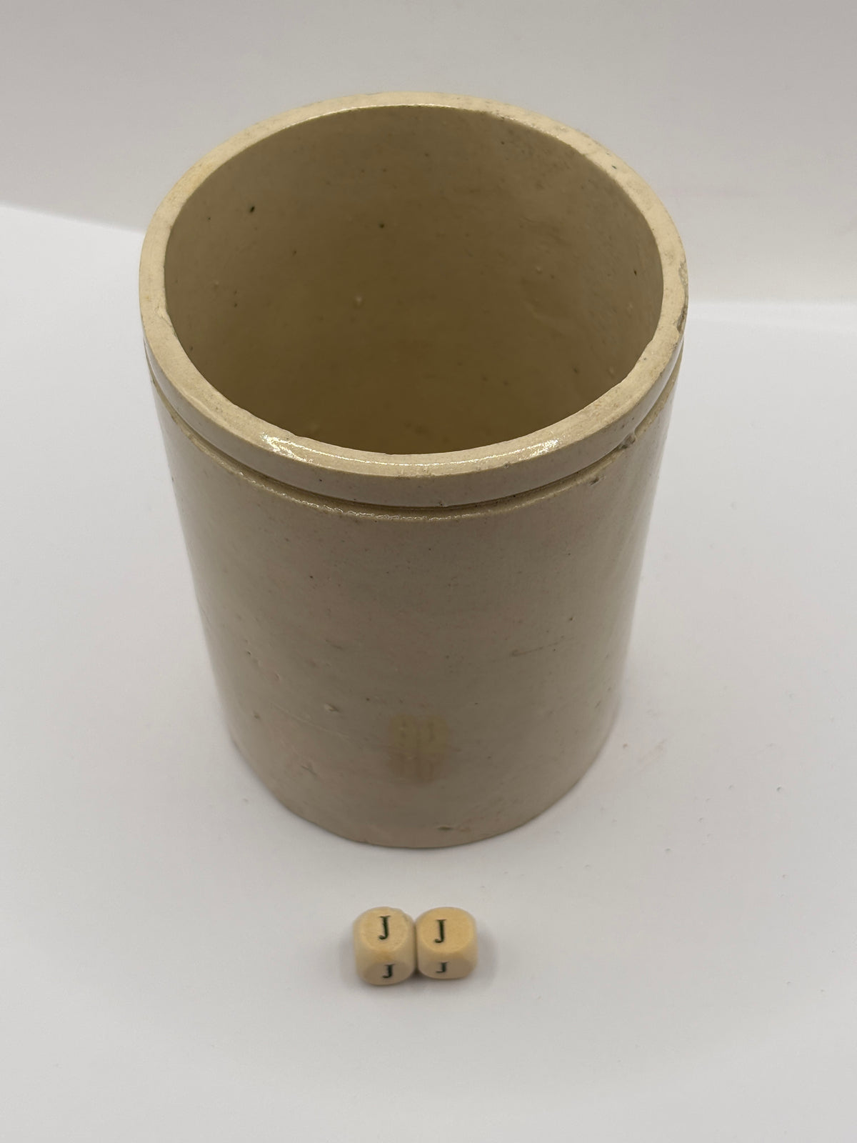 Old 1lb smooth stoneware jam pot (JJ)