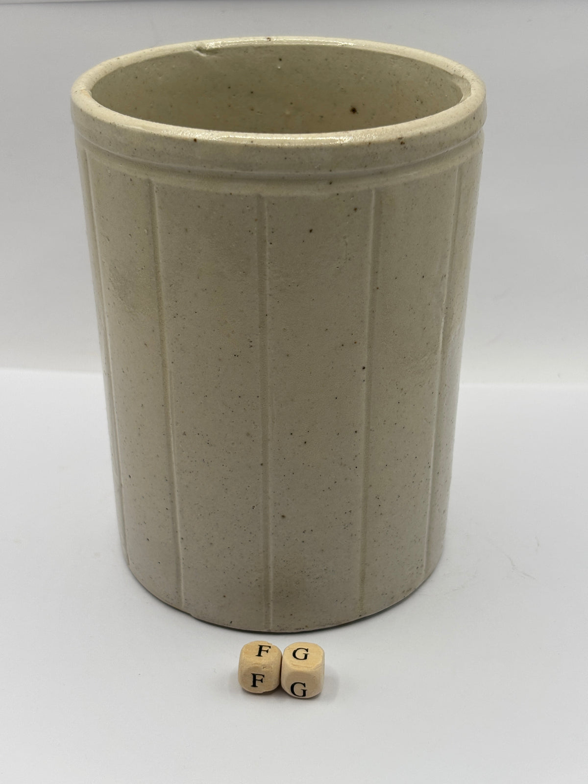 Old 2lb ribbed stoneware jam pot (FG) Hartleys