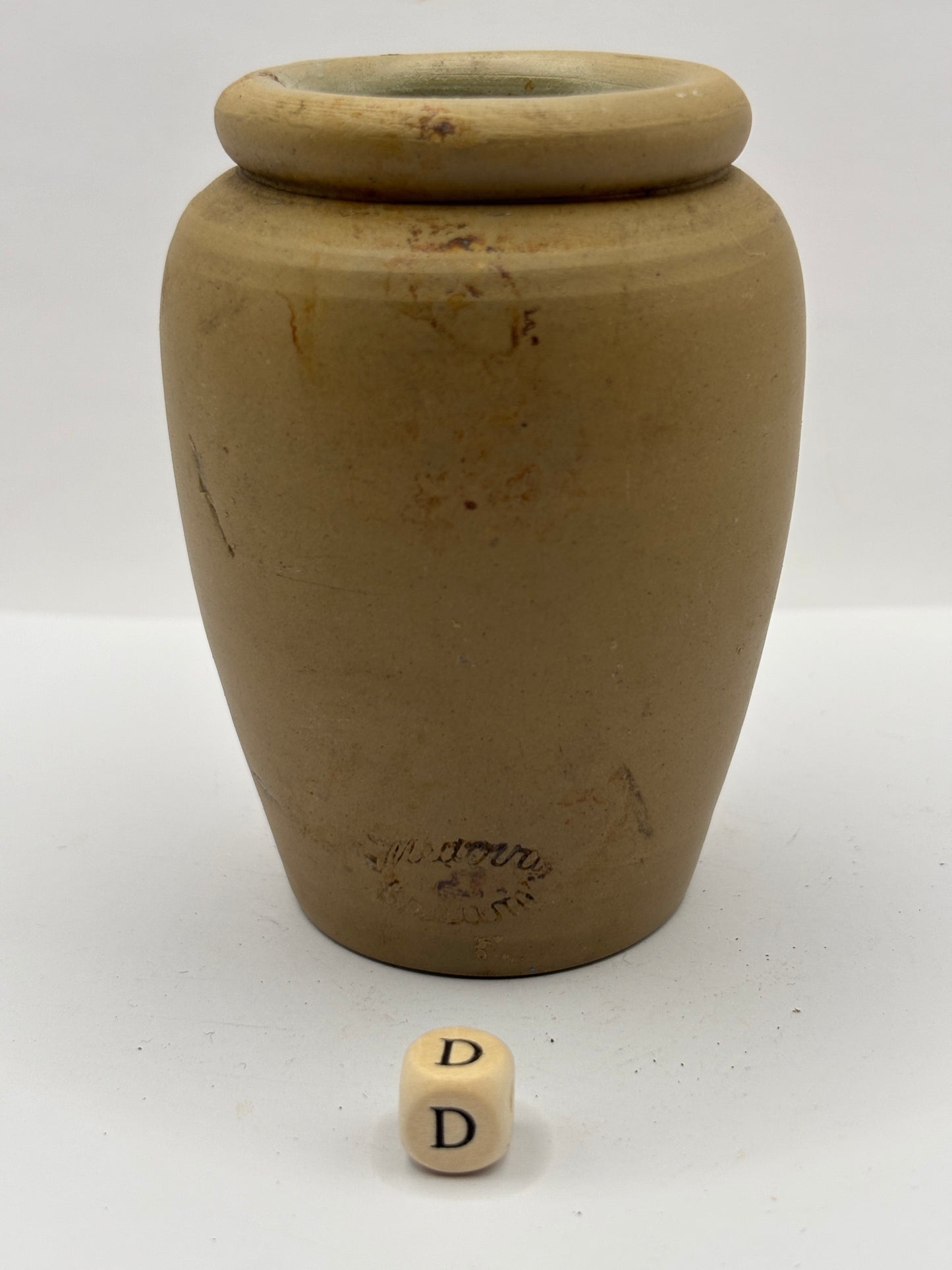 Old stoneware cream pot, Medova cream (D)