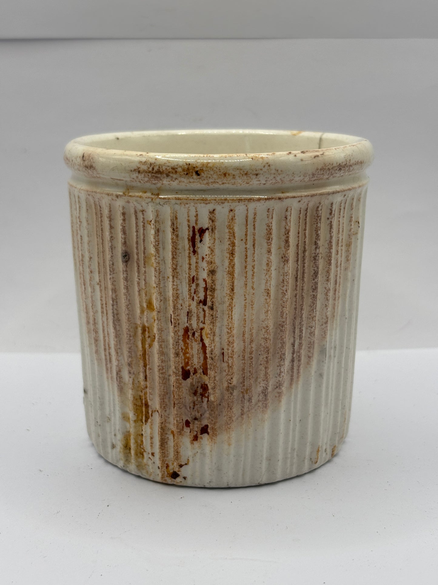 Early ribbed jam/marmalade jar. Damaged
