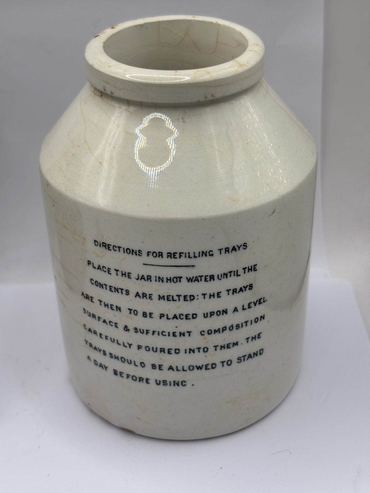 Old advertising ink jar, Composition ink