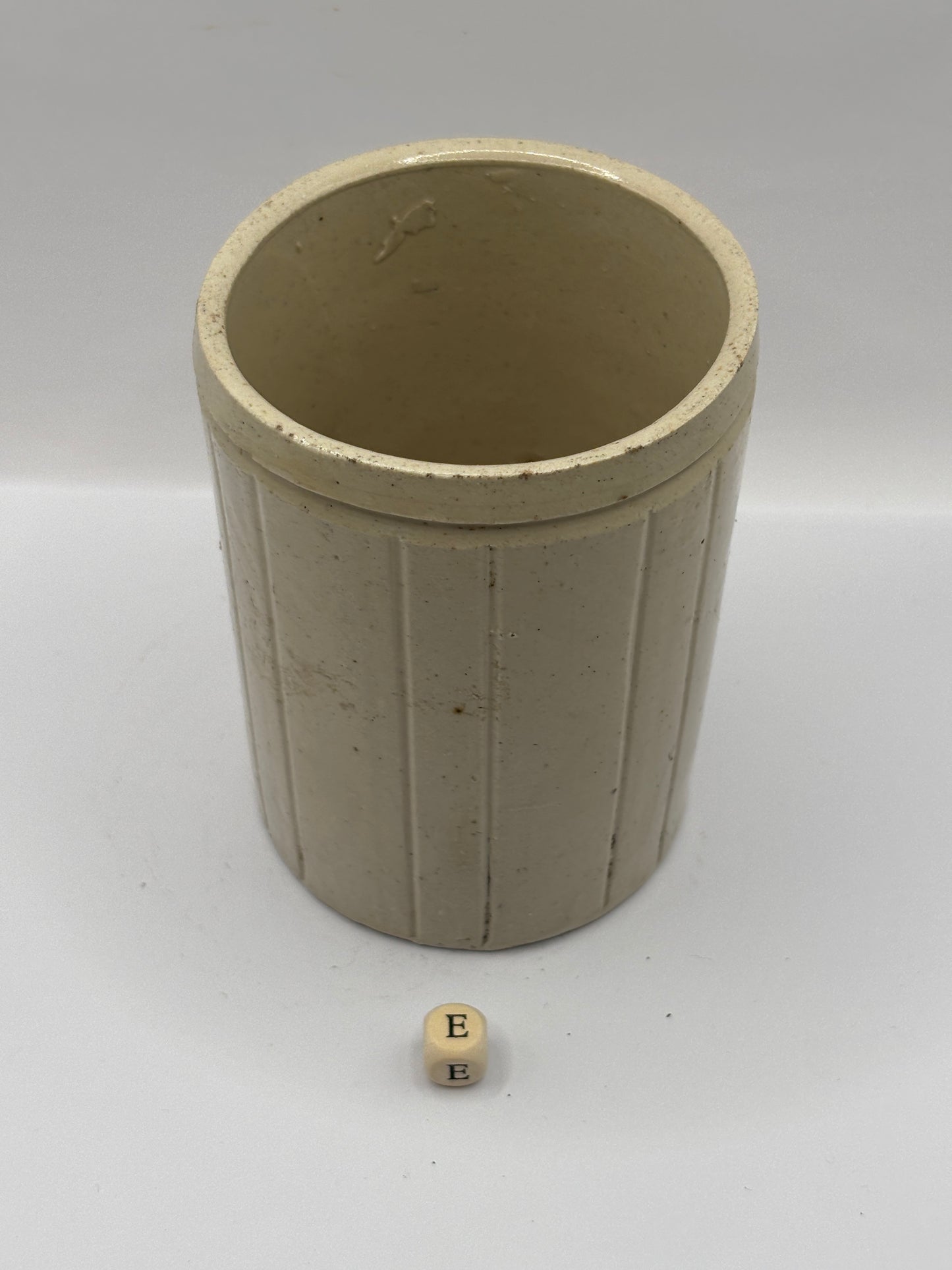 Old 1lb ribbed stoneware jam pot (e)Hartleys