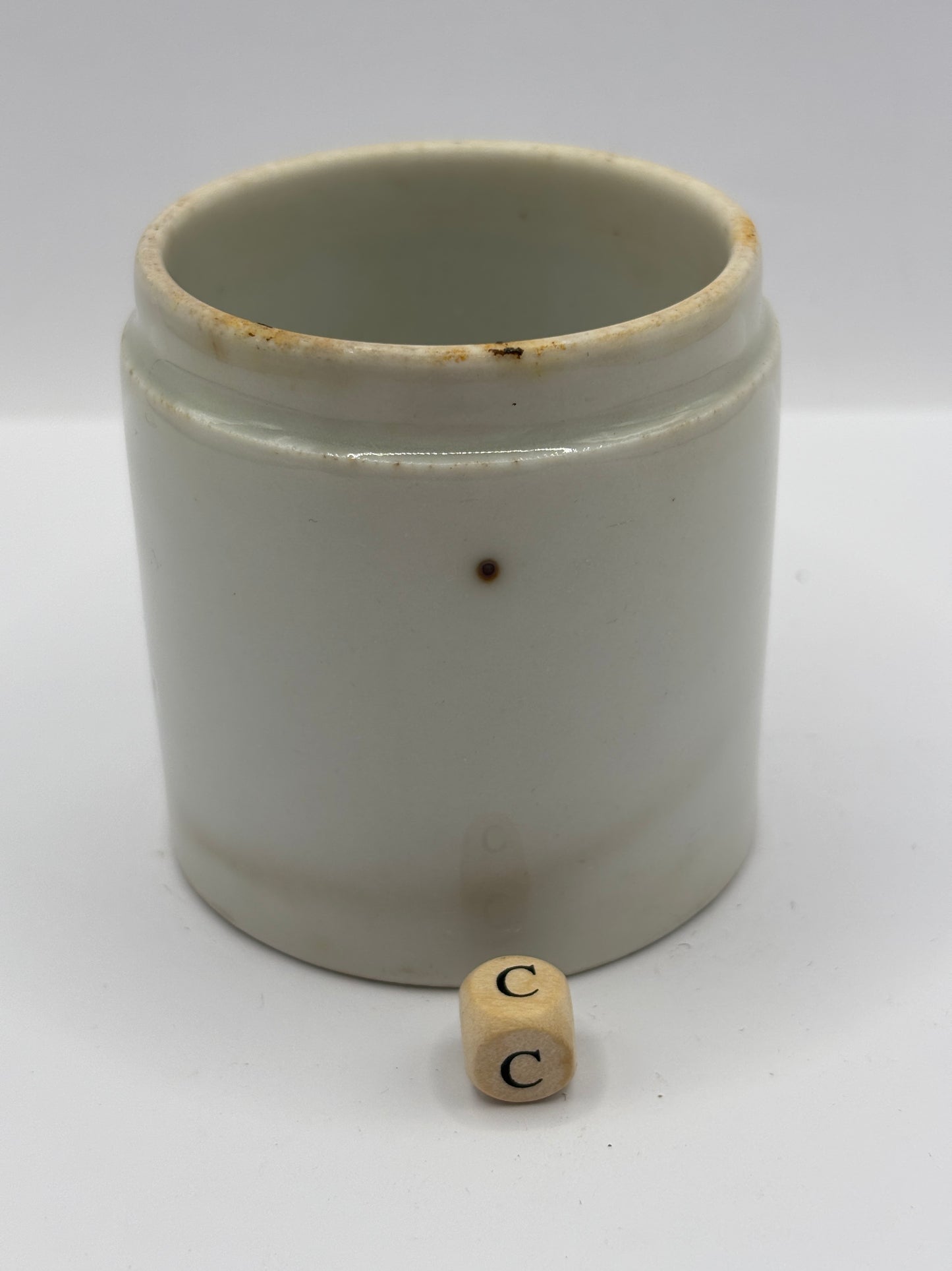 Old stoneware jar (c)