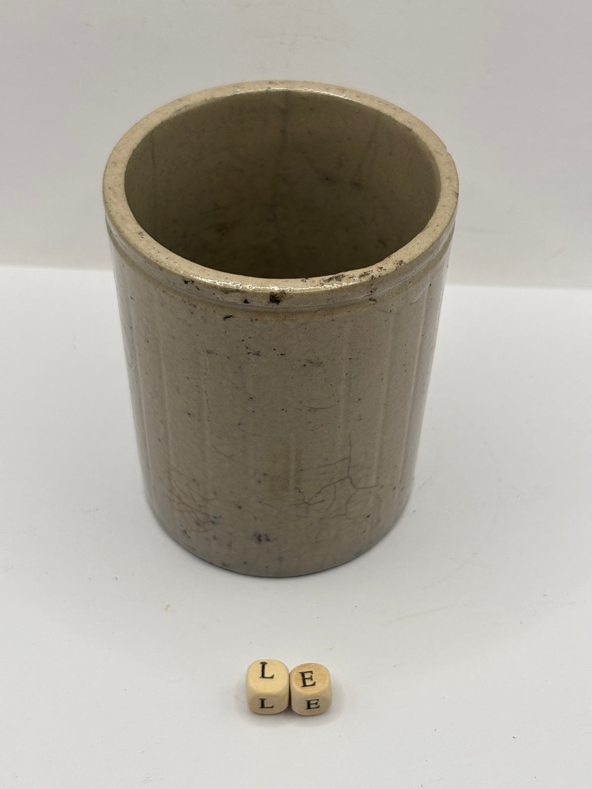Old 1lb ribbed stoneware jam pot (LE)