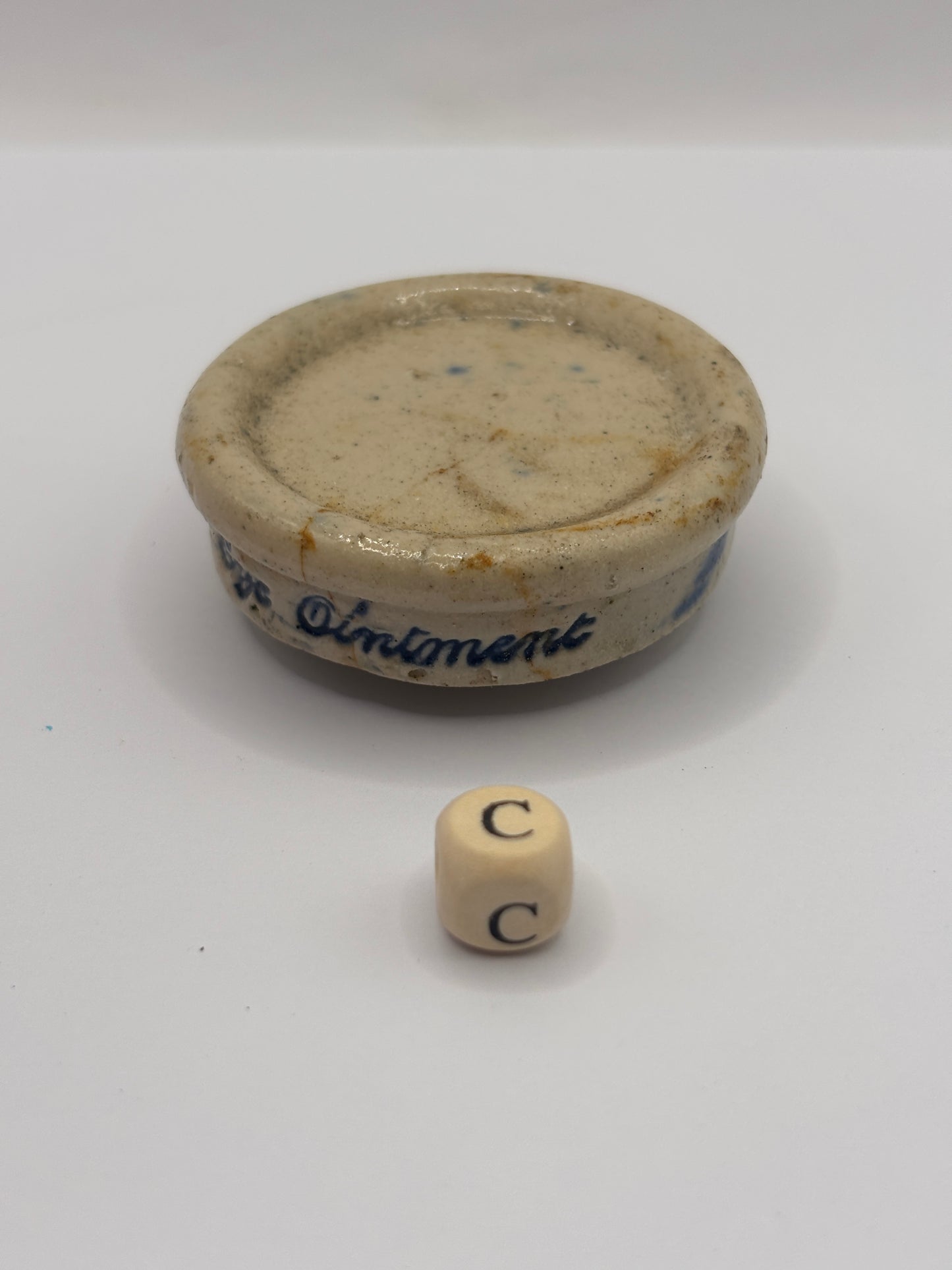 Old Singletons stoneware eye ointment (c)