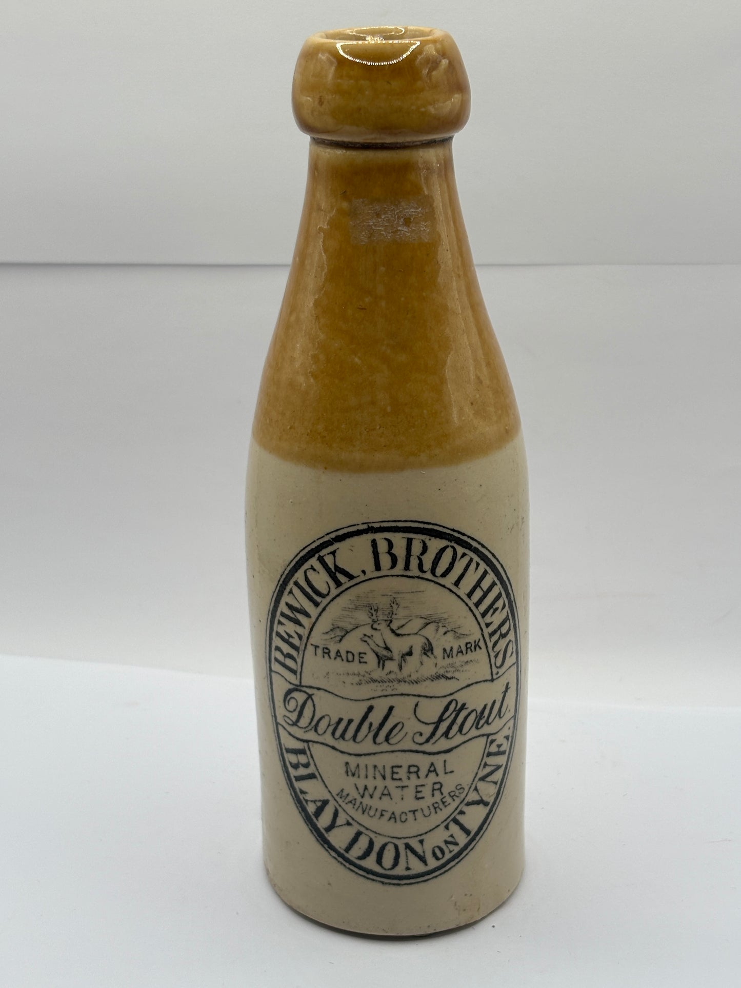 Old stoneware ginger beer bottle, Bewick brothers Double stout, Blaydon on tyne