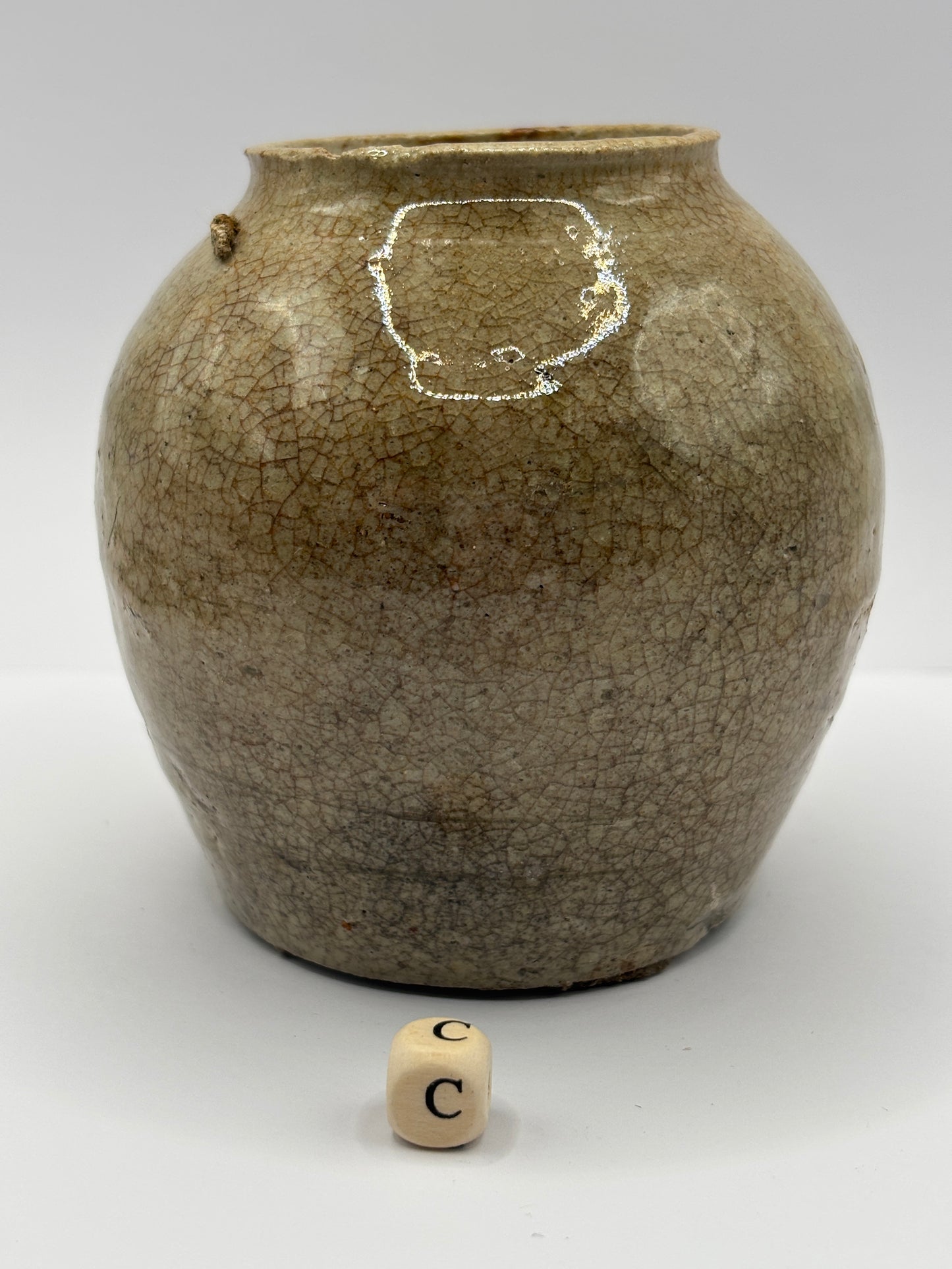 Old stoneware ginger jar (C)