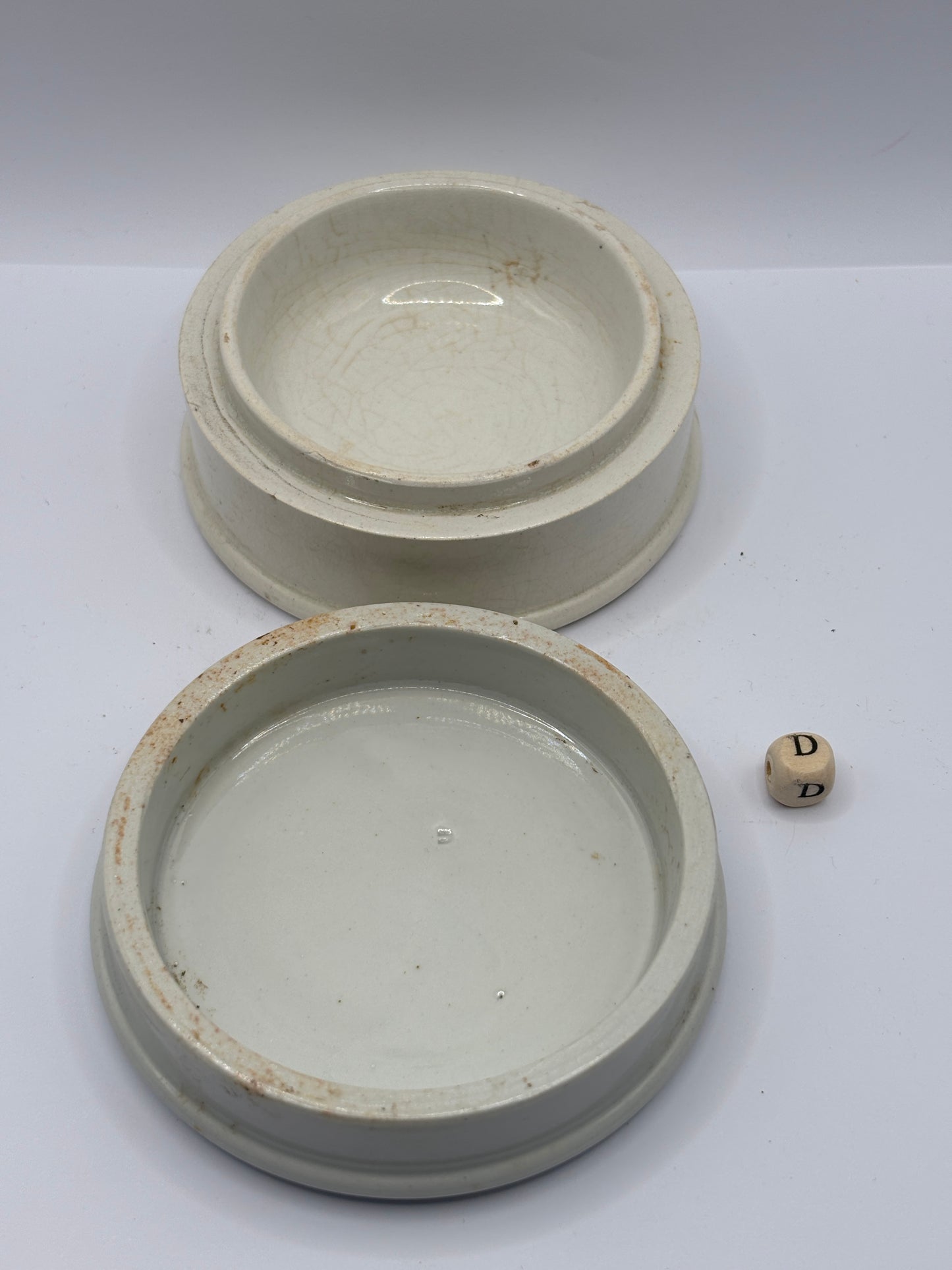 Old plain white stoneware lid and base (D)