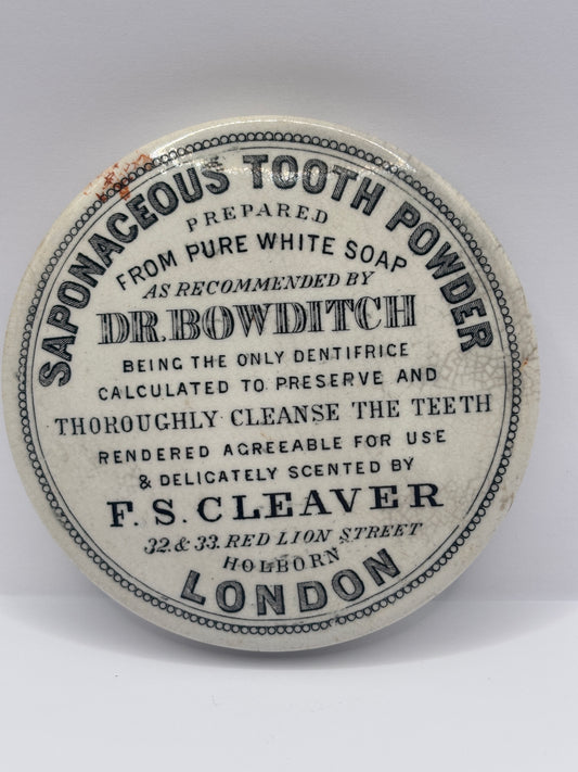 Old advertising lid, Saponaceous toothpaste powder