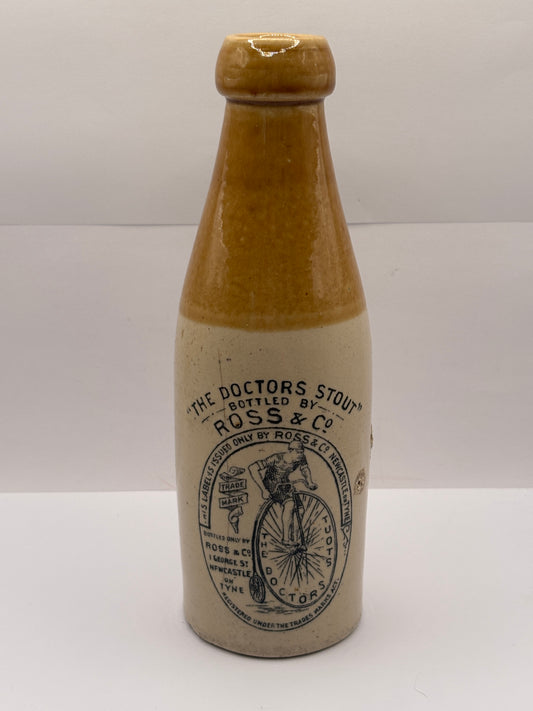Old stoneware stout bottle, The Doctors stout, Ross & Co. Hairline