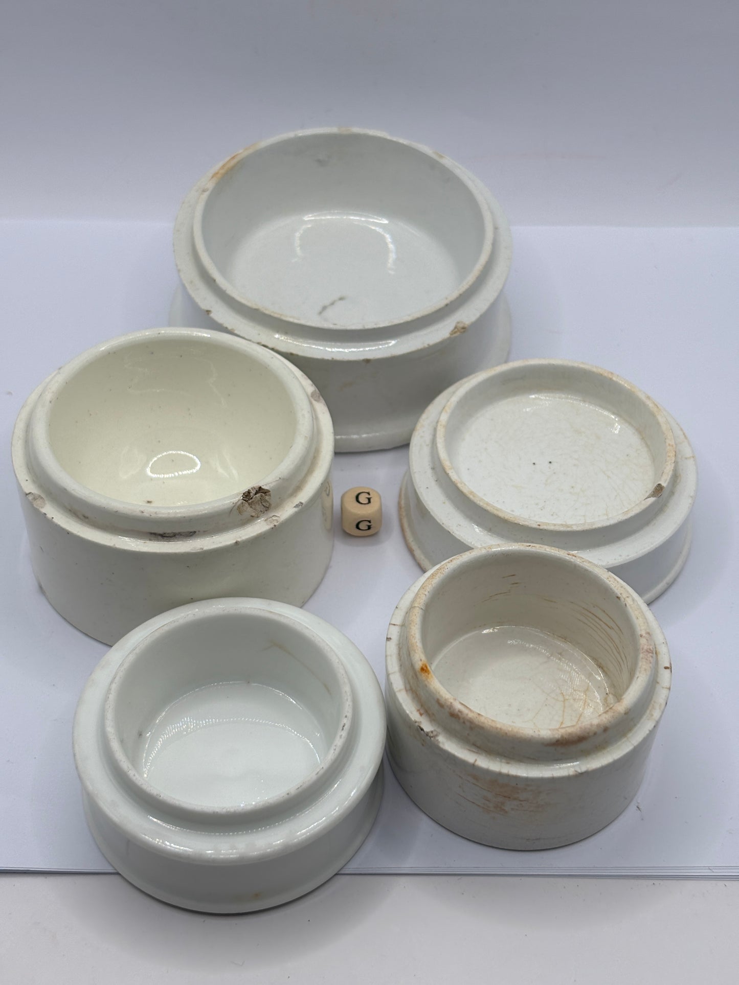 5 old stoneware bases, stackers (G) damages