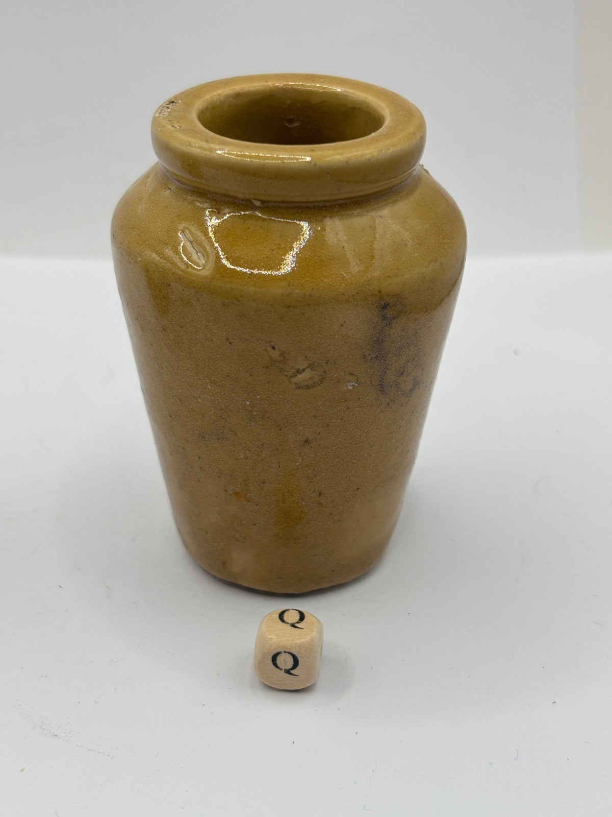 Old advertising cream pot, Hailwoods rich cream (Q)
