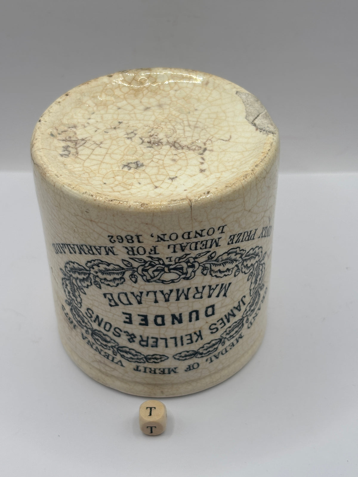Old 1lb stoneware marmalade pot, James Keiller Dundee marmalade (T)