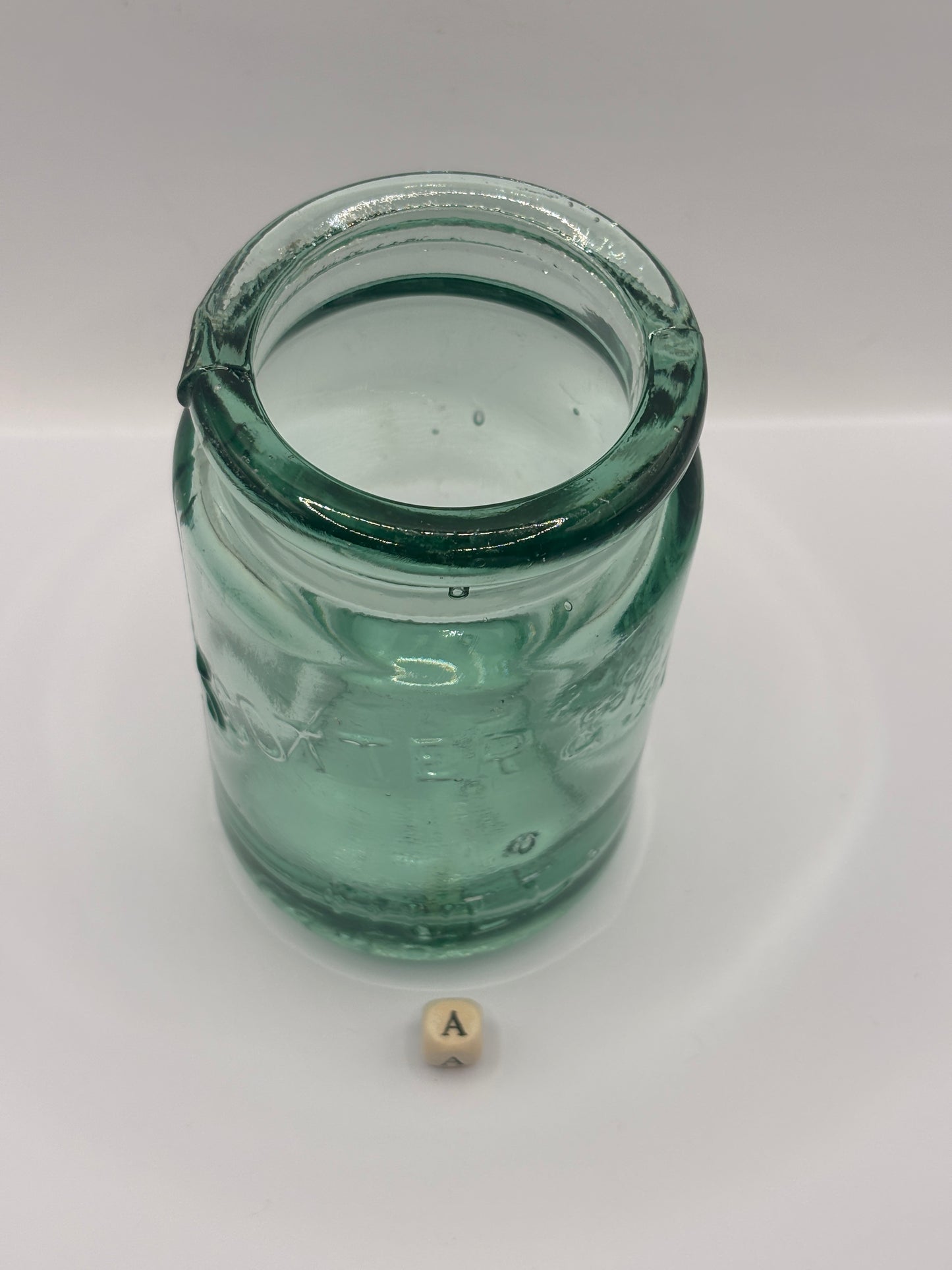 Old 1lb aqua glass advertising pickle jar (a) Scotter & son Hull