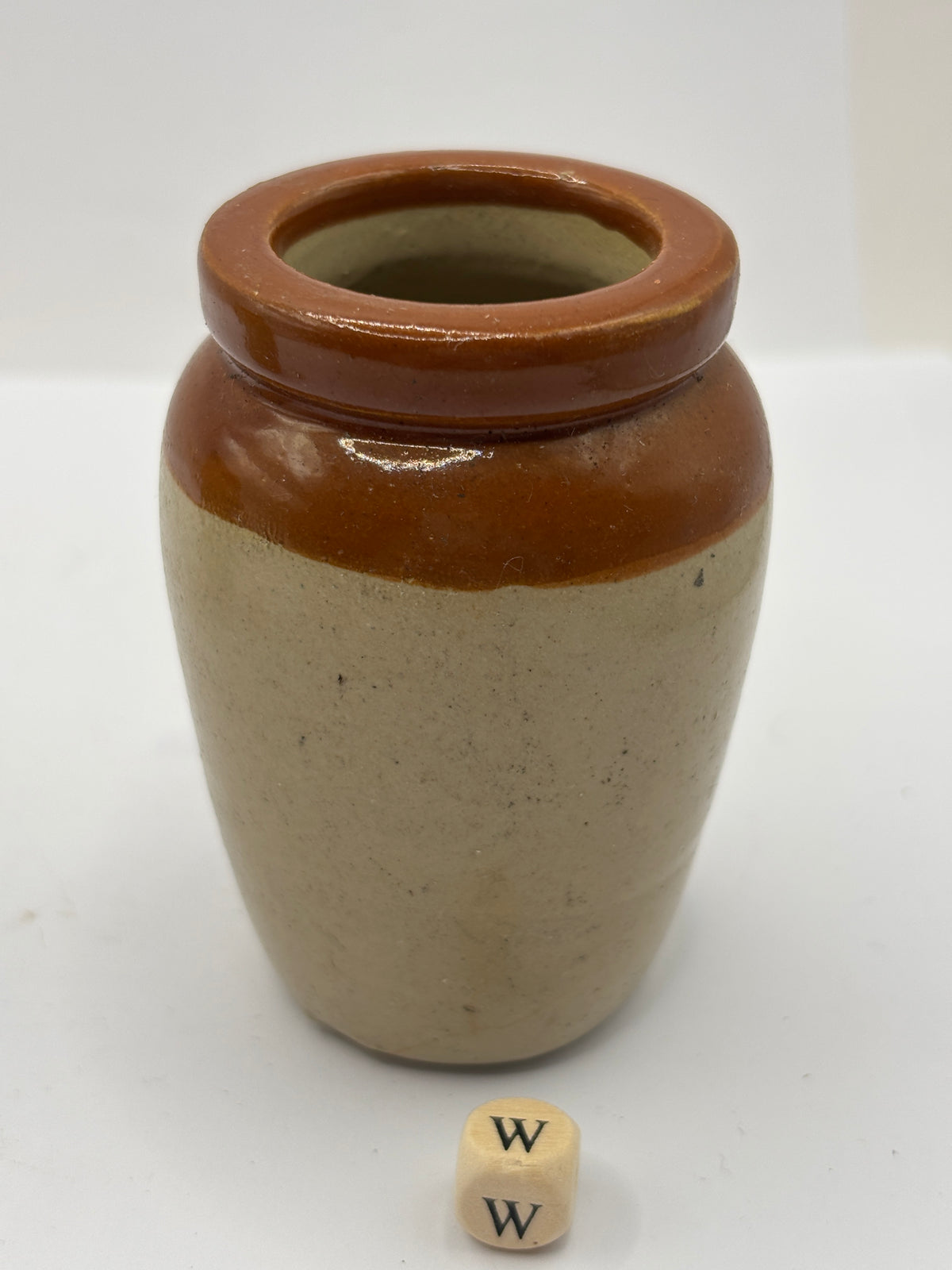 Old advertising cream pot, Hailwoods rich cream (w)