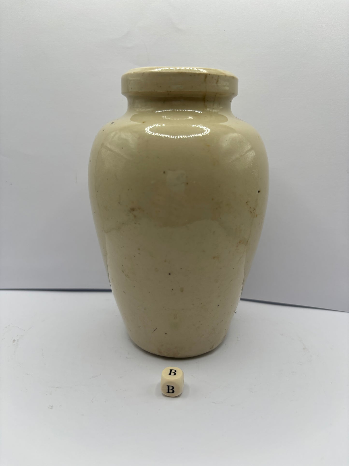 13cms stoneware virol pot (B)