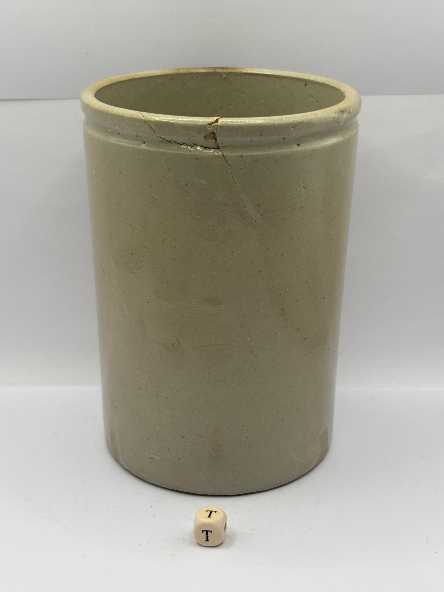 Old 2lb smooth stoneware jam pot (T)
