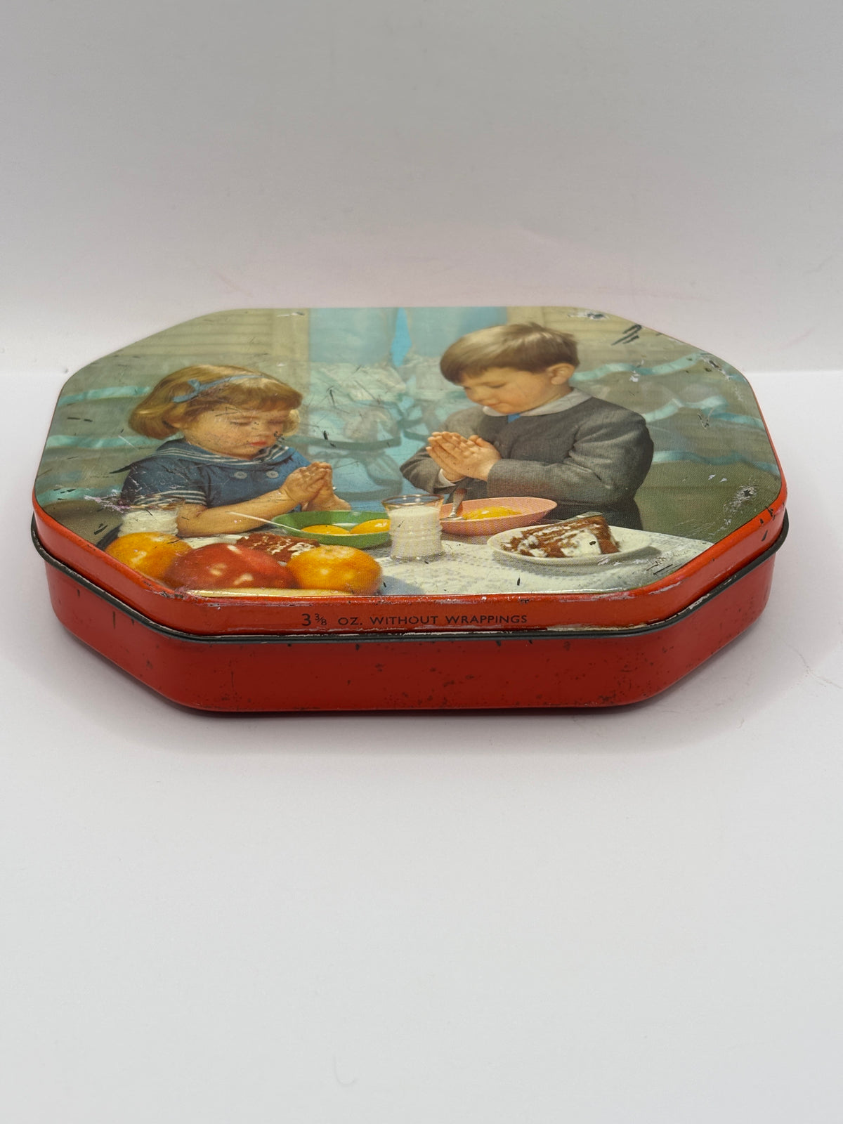 Old tin, Daintree confectioners