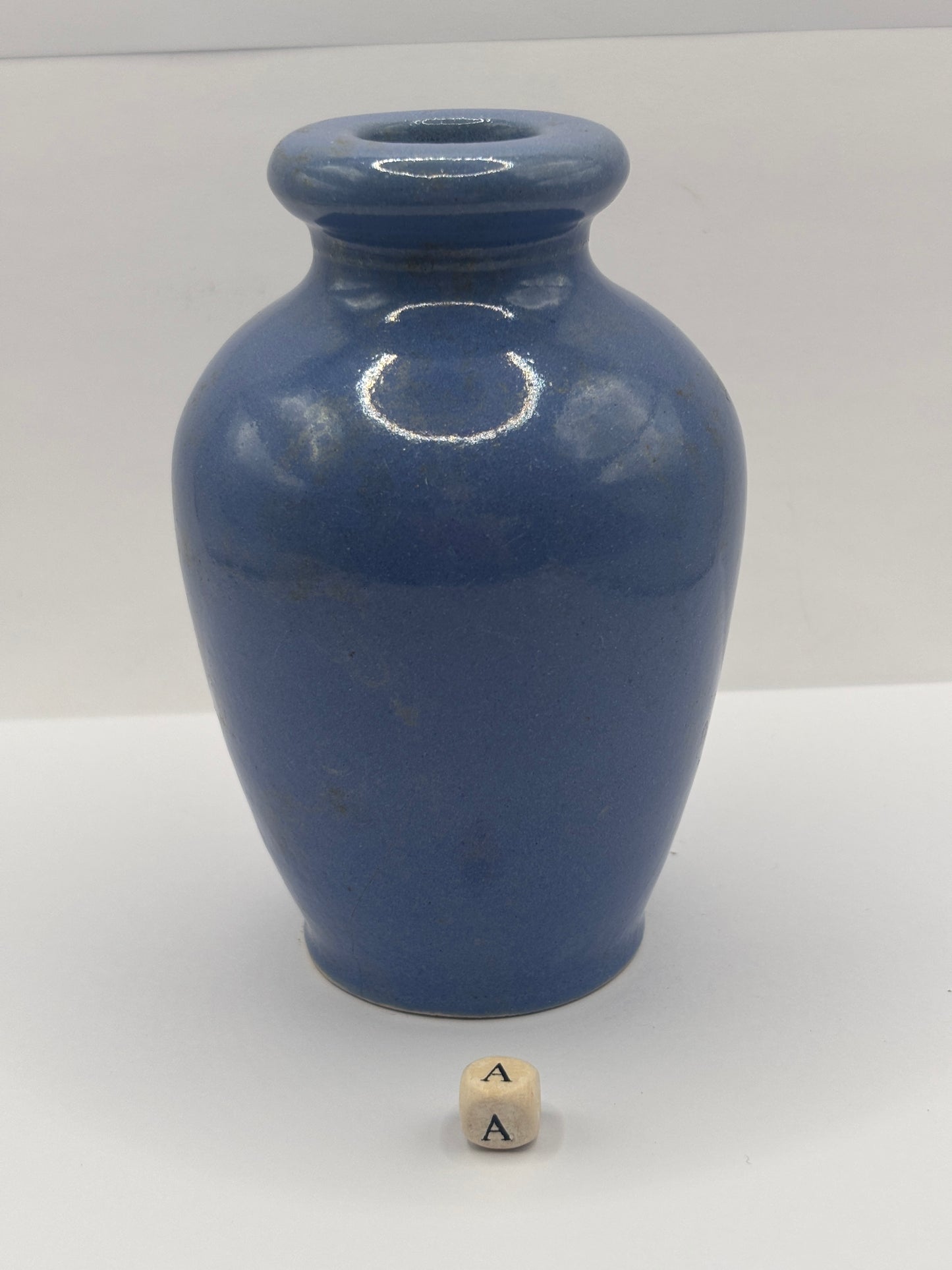 Old blue stoneware jar, Ronuk (a)