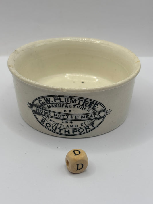 Old advertising meat paste pot, Plumtree home potted meats (D)