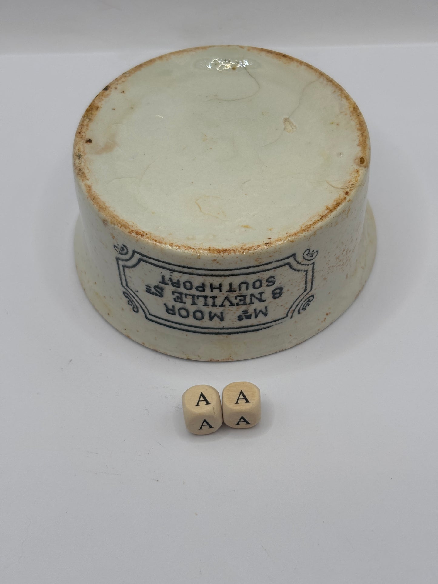 Old Mrs moors advertising meat paste pot (aa)