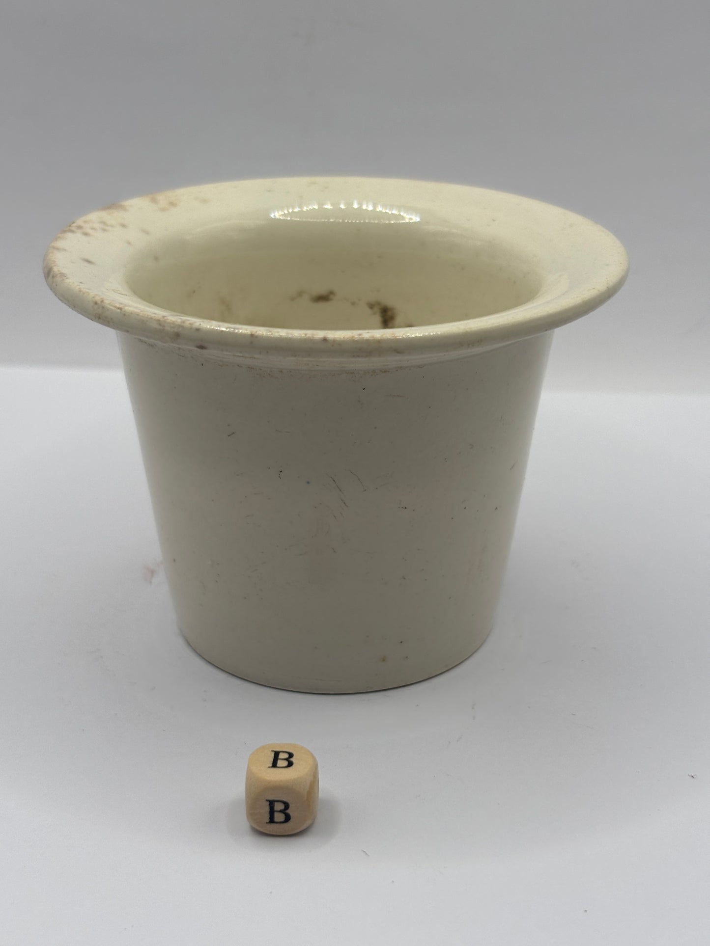 Old stained & crazed jar/container/dish (B)