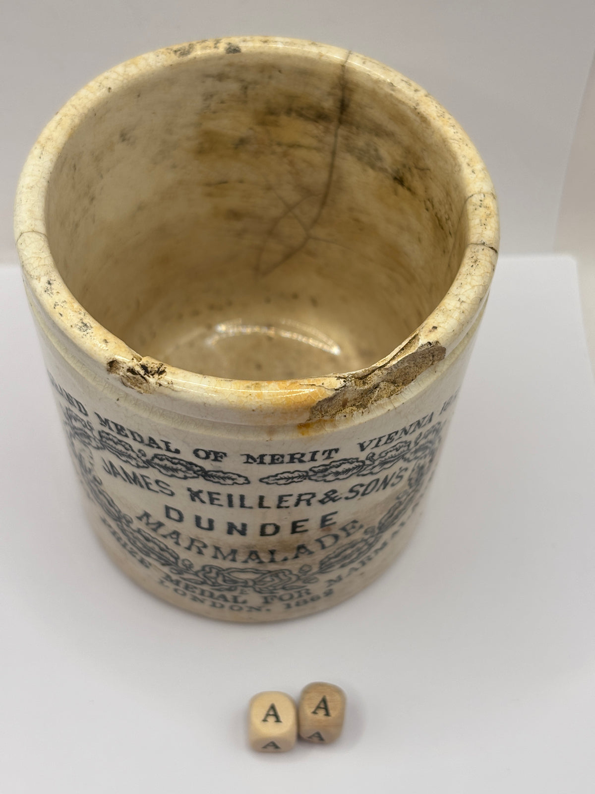 Old 1lb stoneware marmalade pot, James Keiller Dundee marmalade (AA)