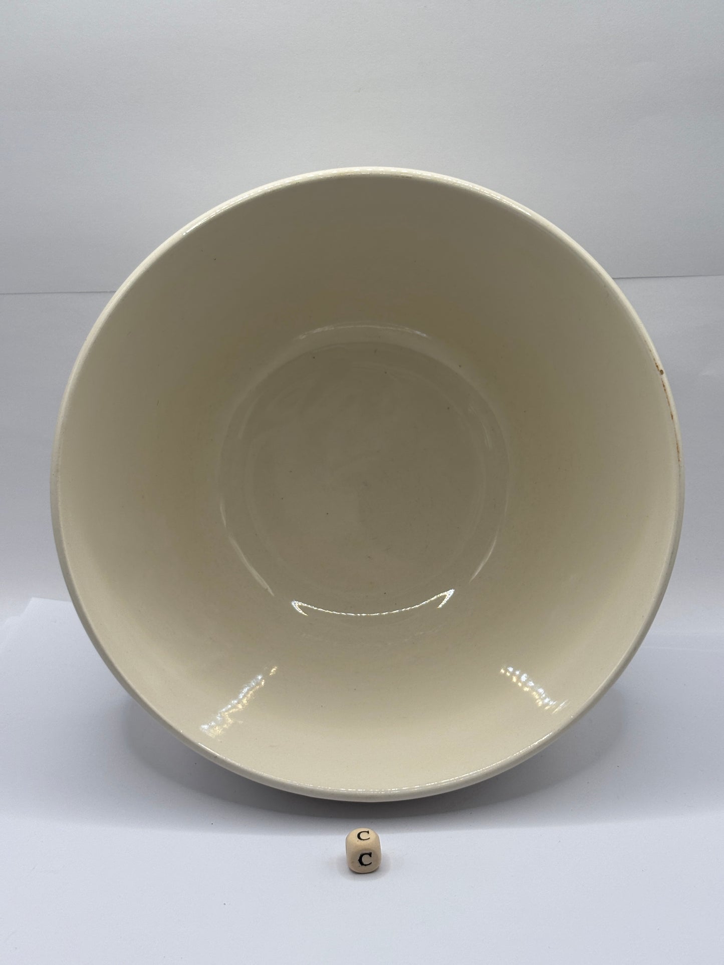 Large vintage pudding bowl (c)
