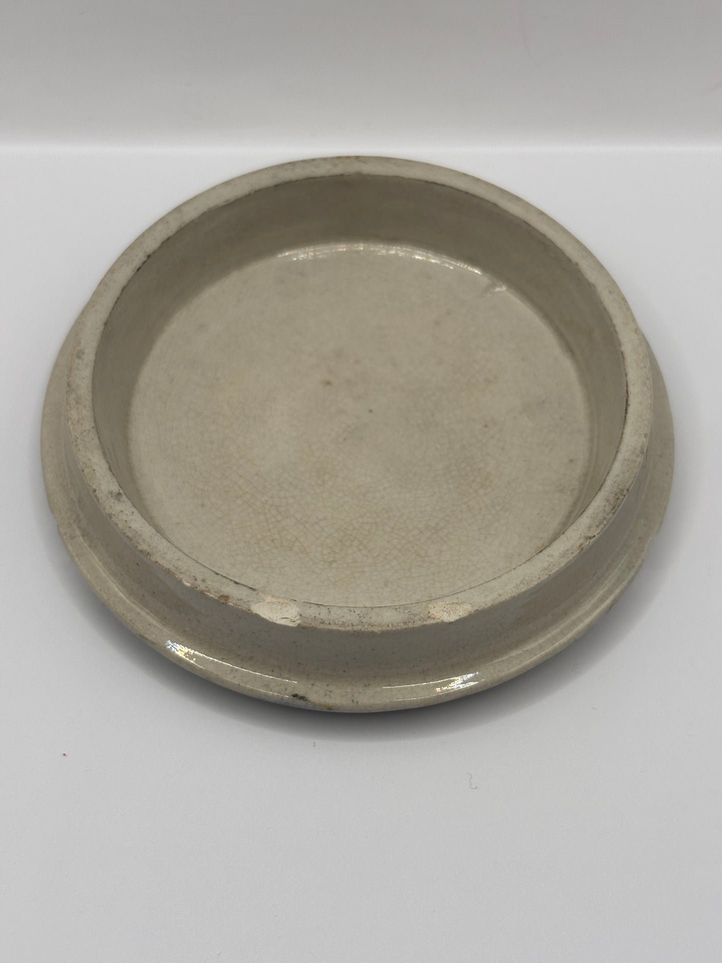 Old pratt ware lid. The enthusiast. Damaged