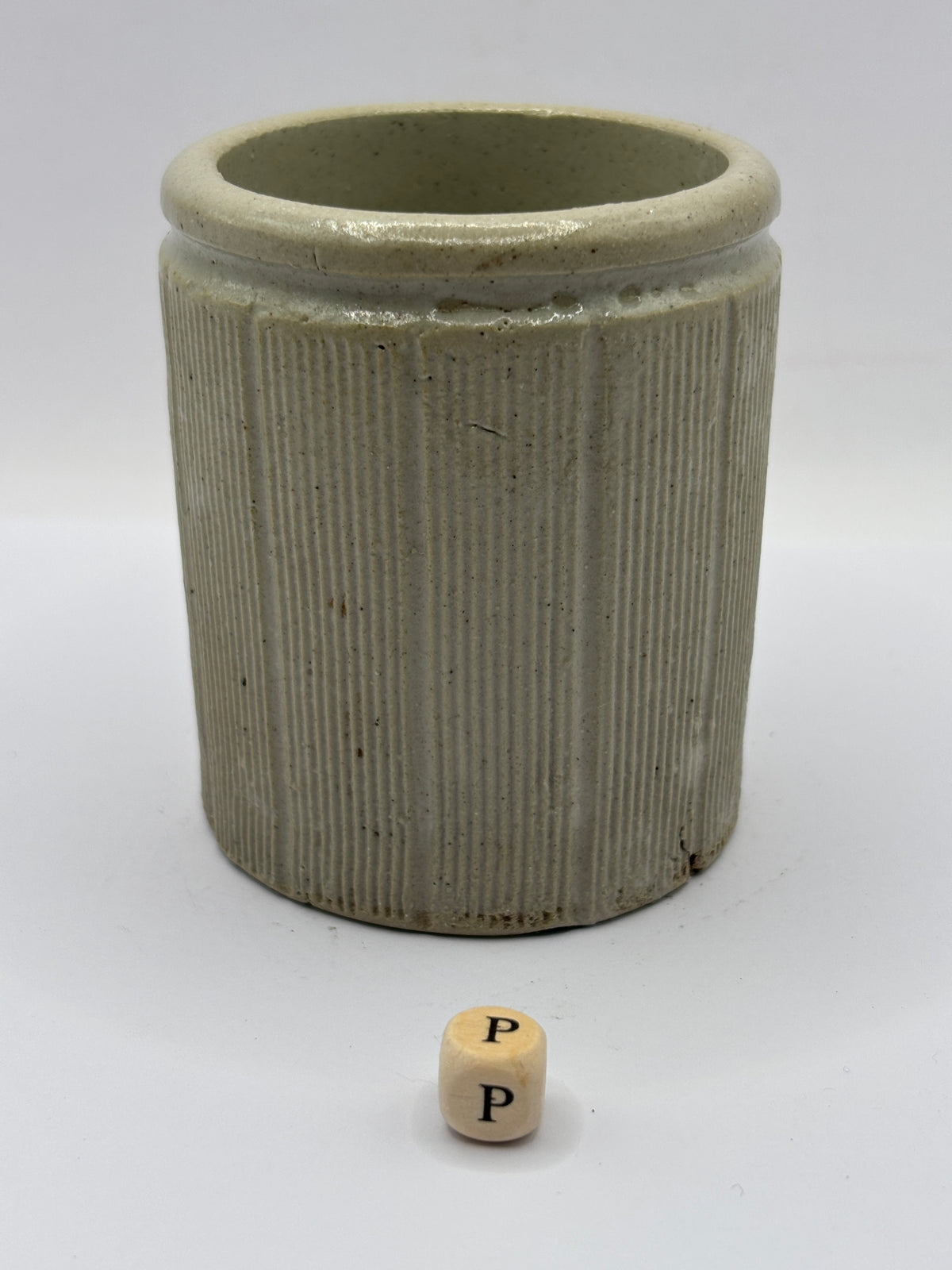 Old small ribbed stoneware jam pot (P)