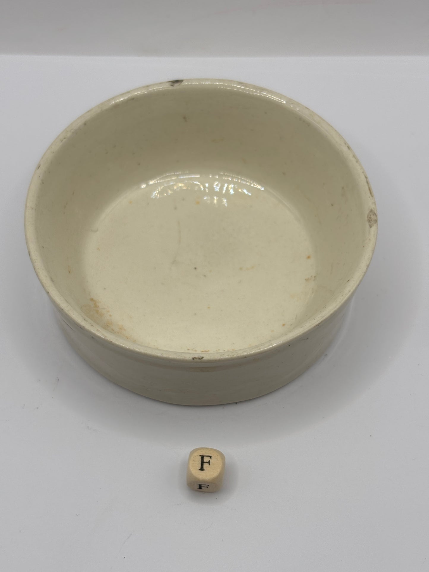 Old plain stoneware meat paste pot (f)