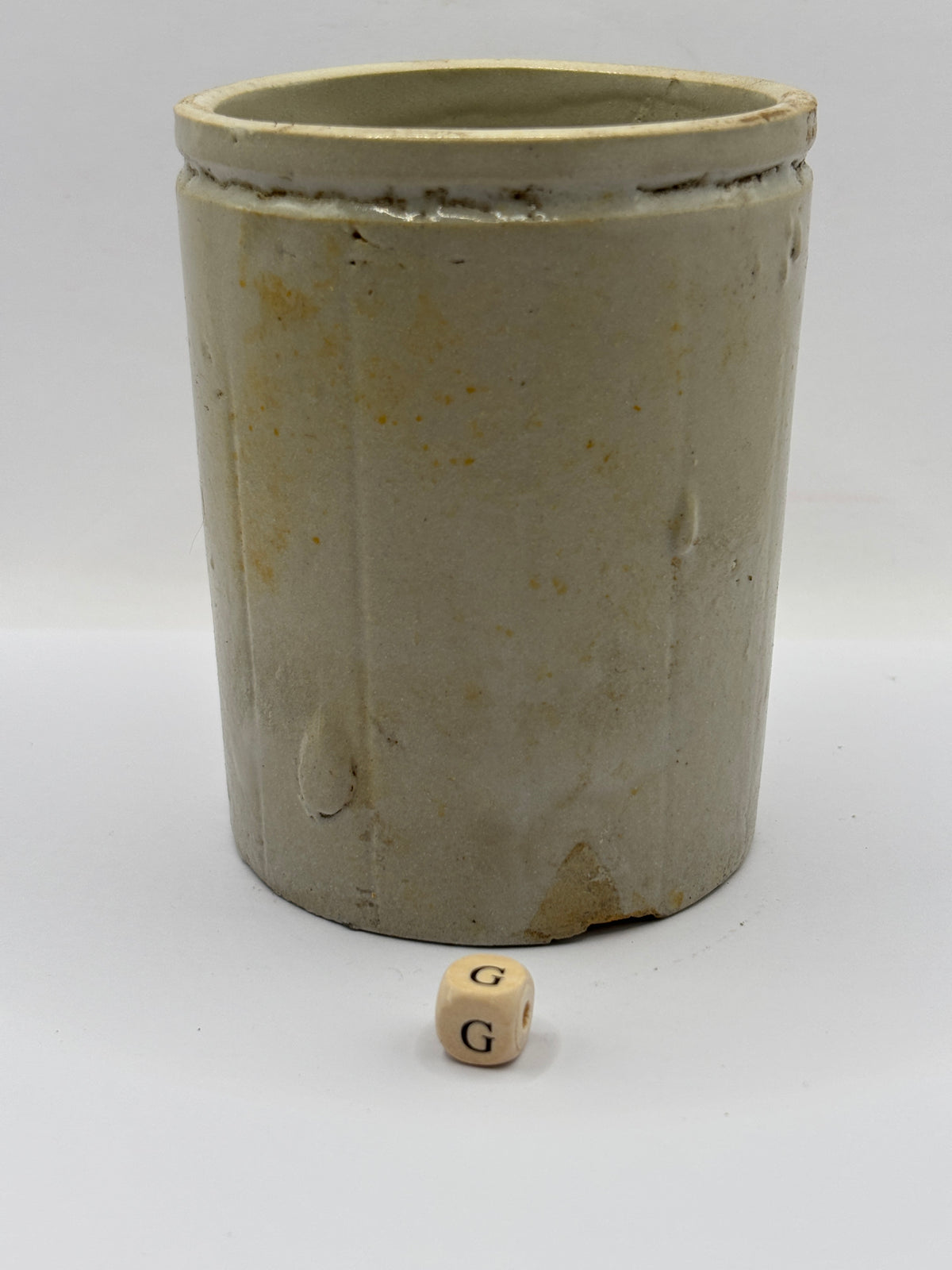 Old 1lb ribbed stoneware jam pot (G)