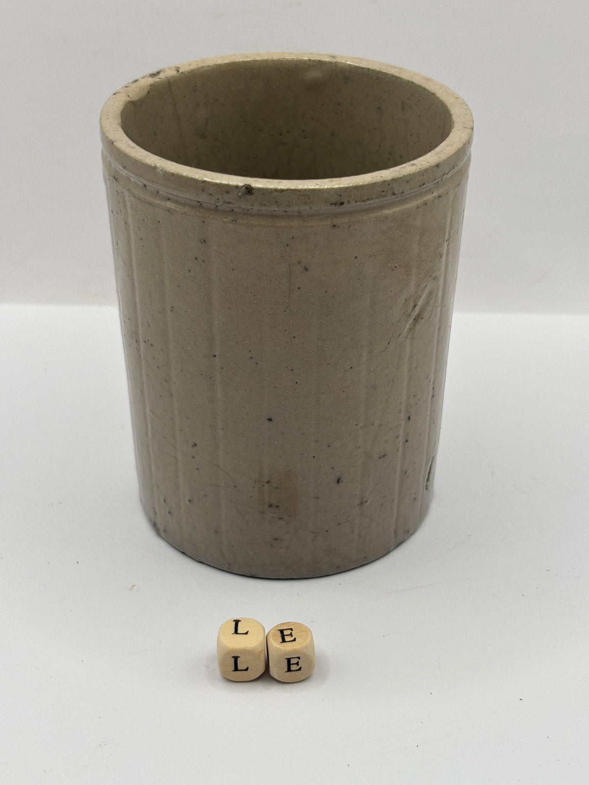 Old 1lb ribbed stoneware jam pot (LE)