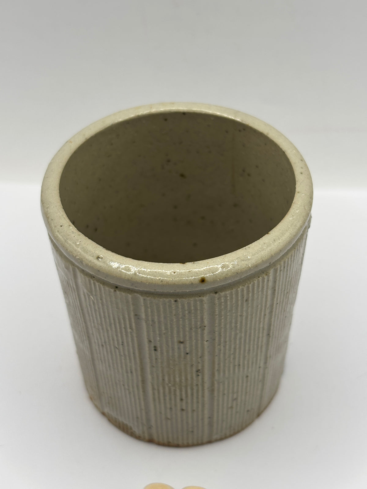 Old small ribbed stoneware jam pot (TT)