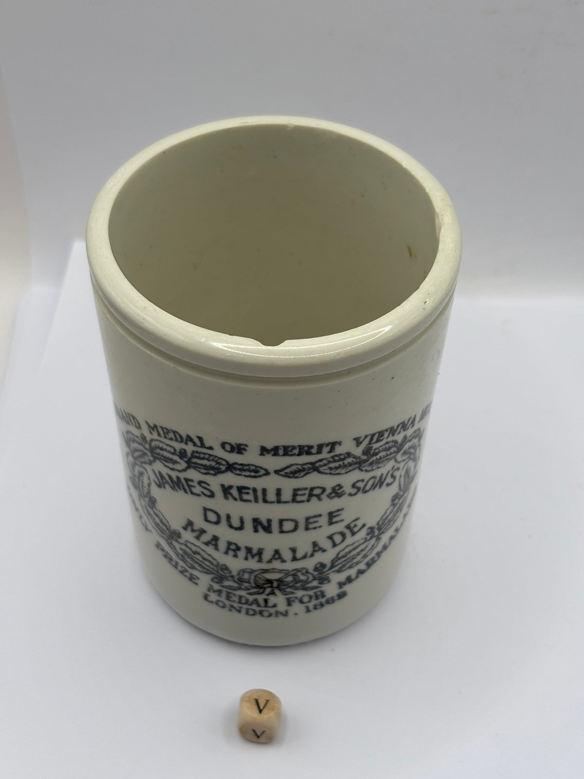 Old 1lb stoneware marmalade pot, James Keiller Dundee marmalade (v)