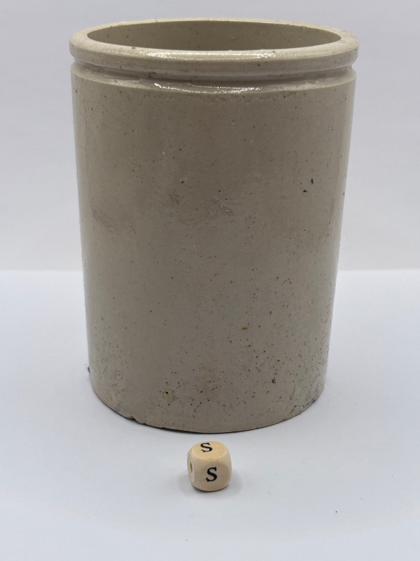 Old 1lb stoneware jam pot (s) smooth