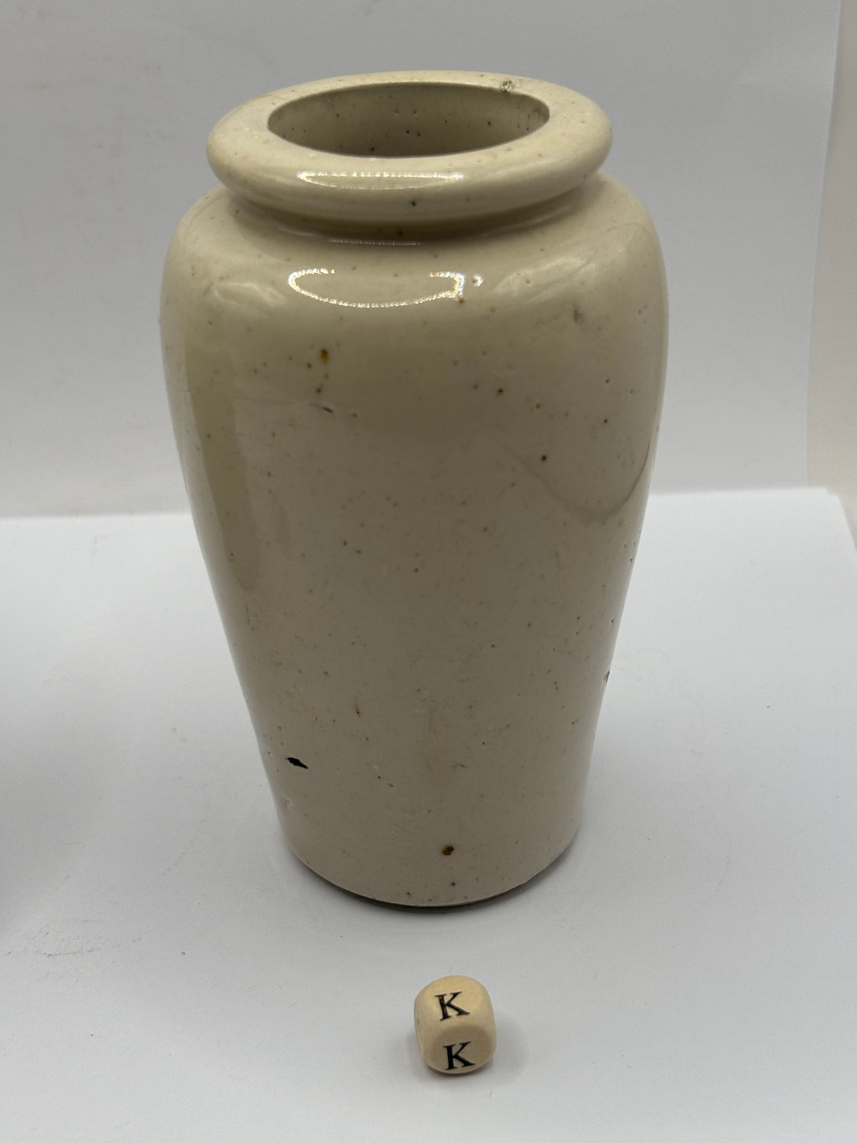 Old advertising cream pot, rich preserved cream stranraer, milkmaid Boracised (K)