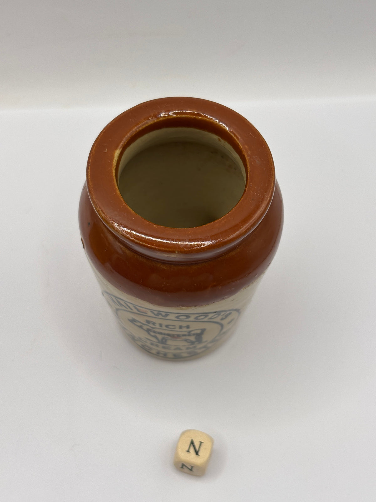Old advertising cream pot, Hailwoods rich cream (N)