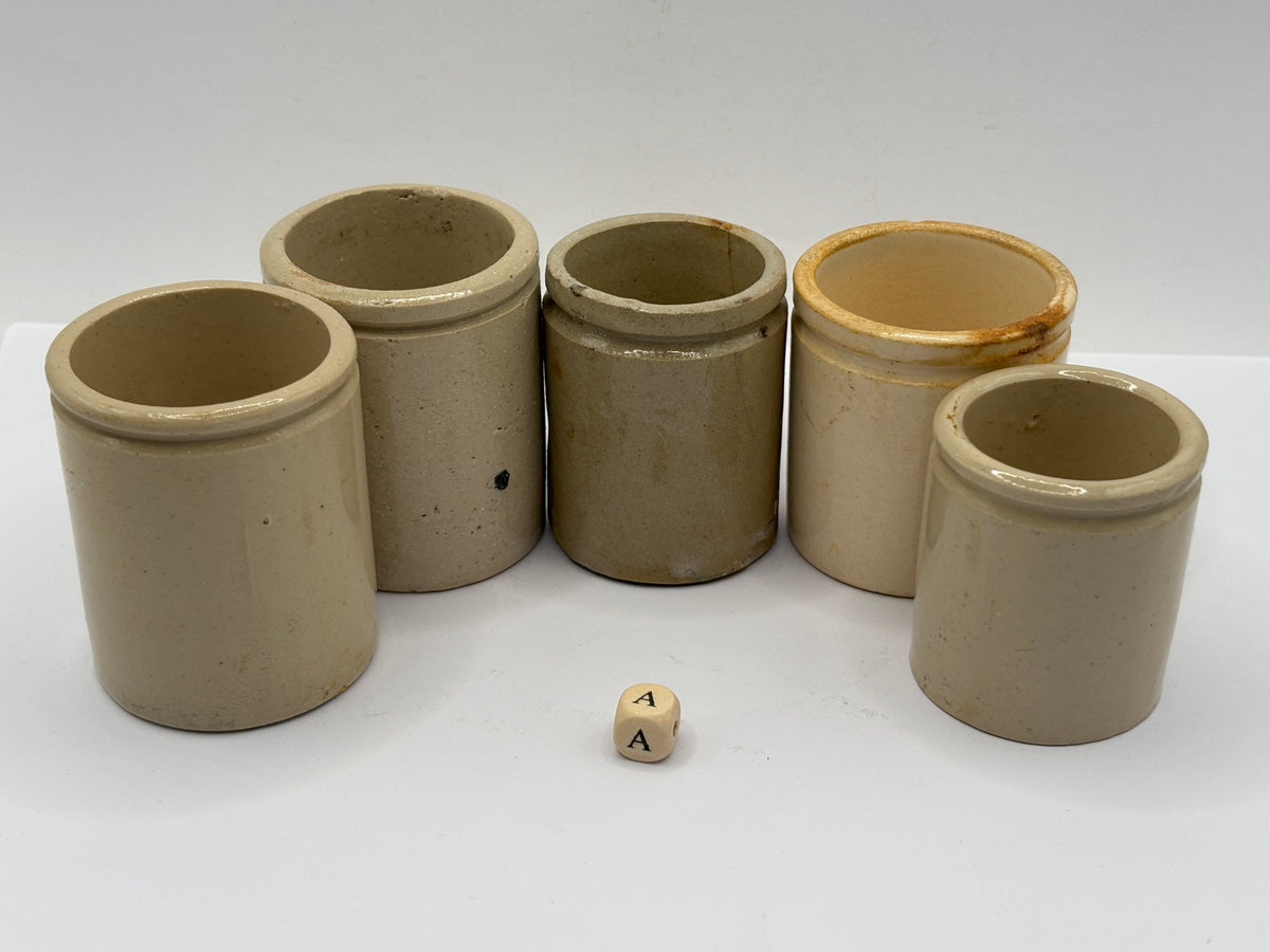 5 small stoneware pots (a)