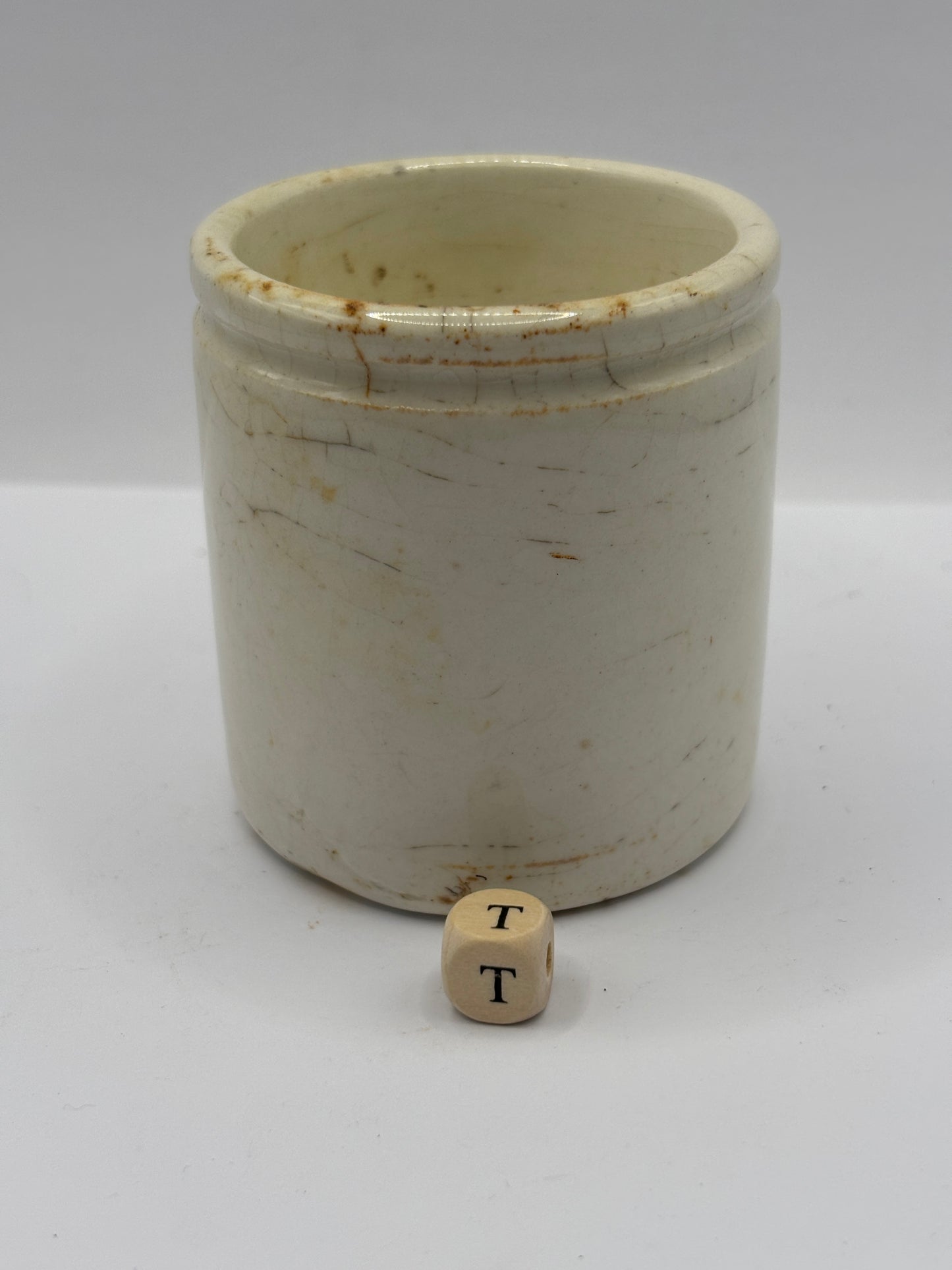 Old chunky stoneware pot (T)
