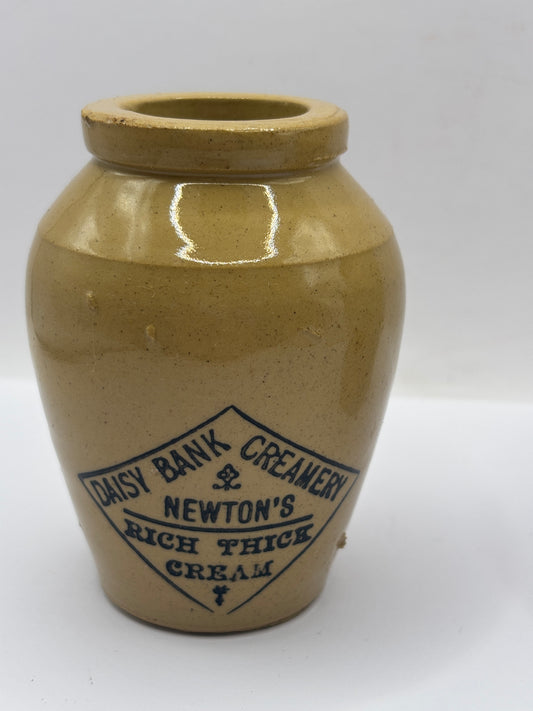 Old advertising cream pot, Daisy Bank Creamery, rich thick cream