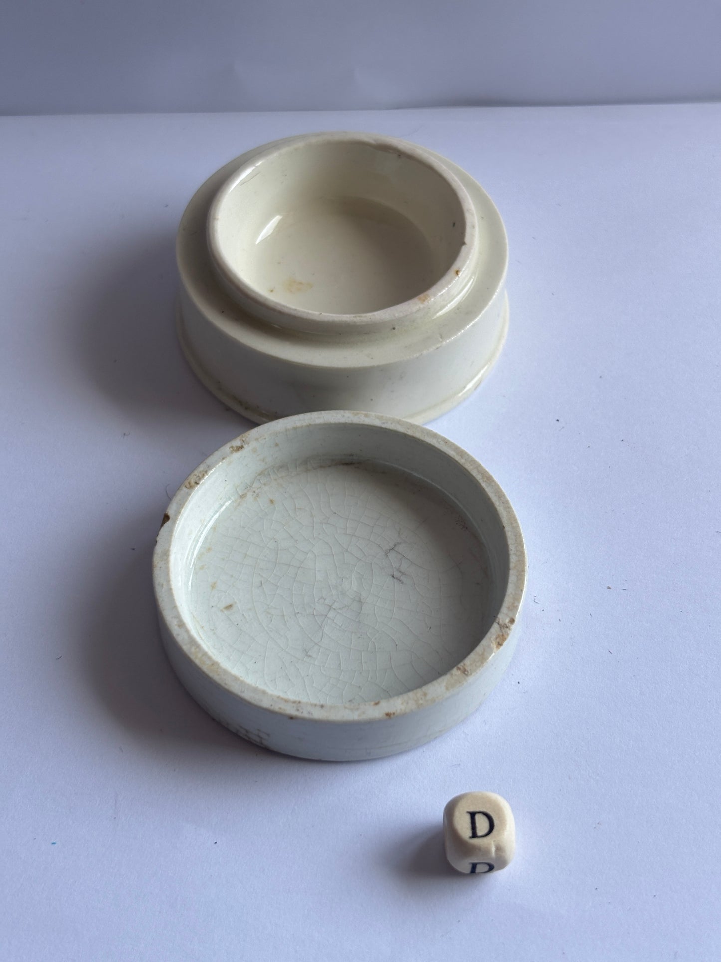 Old plain pot lid and base, stoneware (D)
