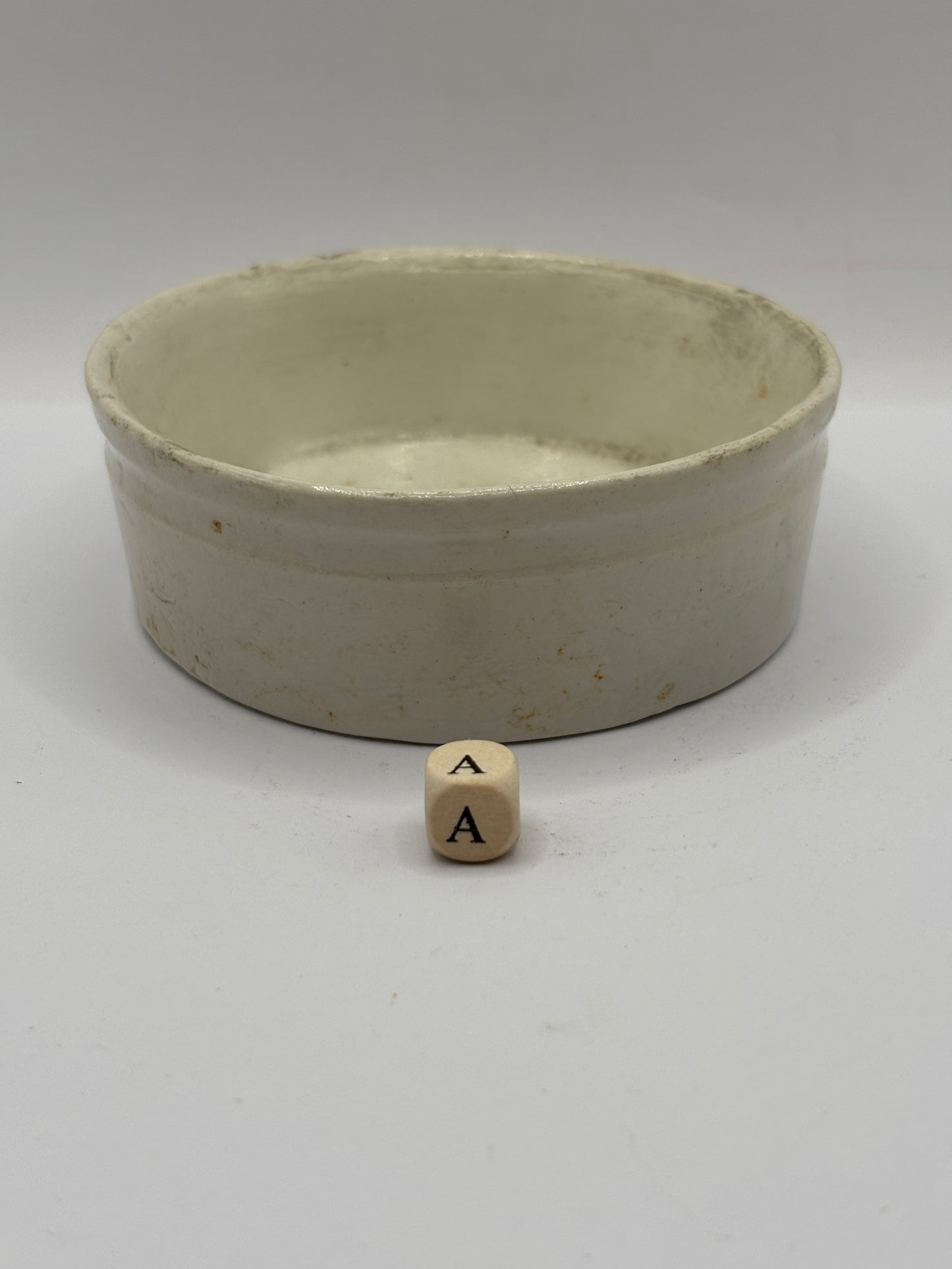 Old plain stoneware meat paste pot (a)