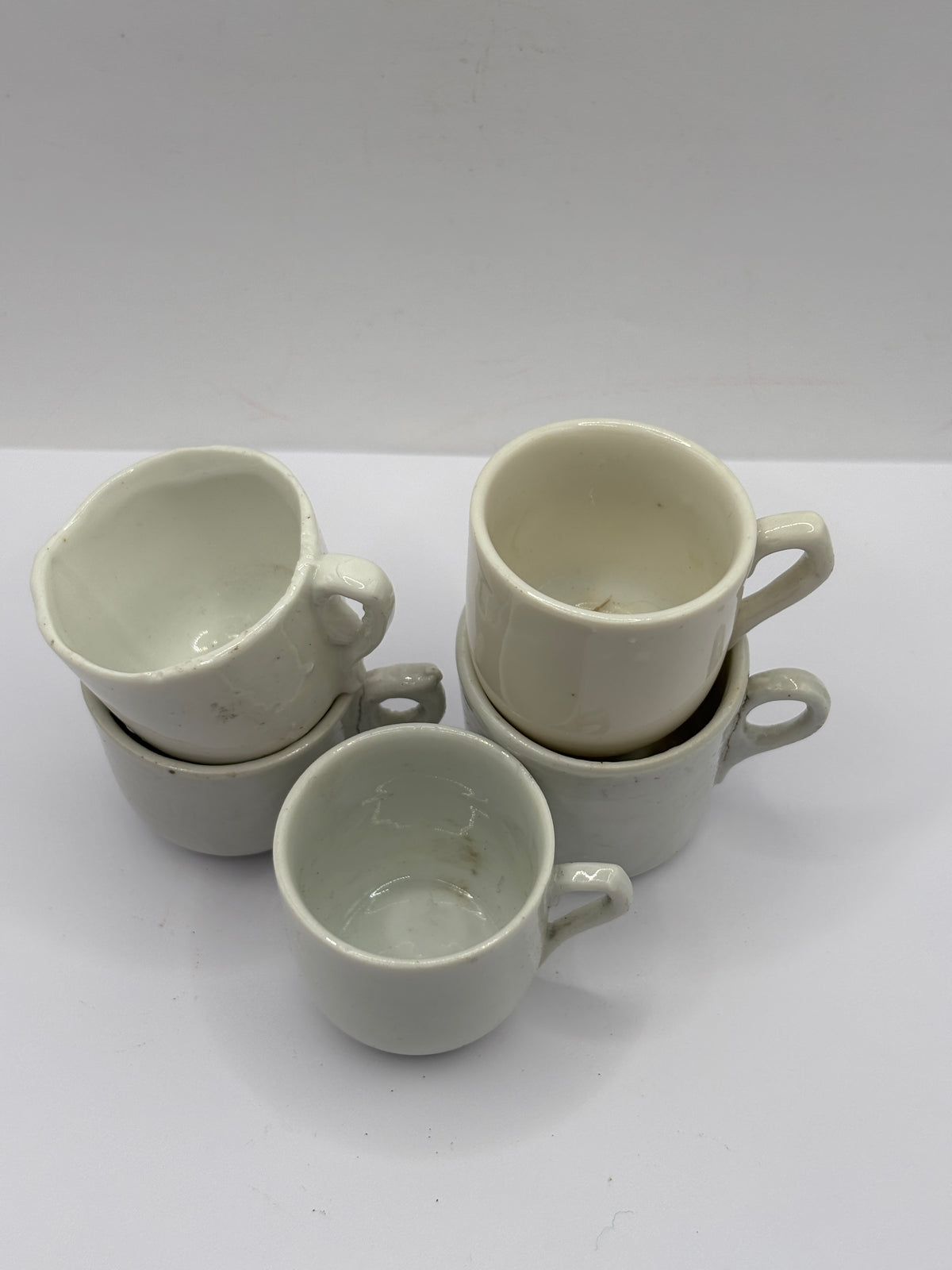 5 old small dolls house mugs/cups