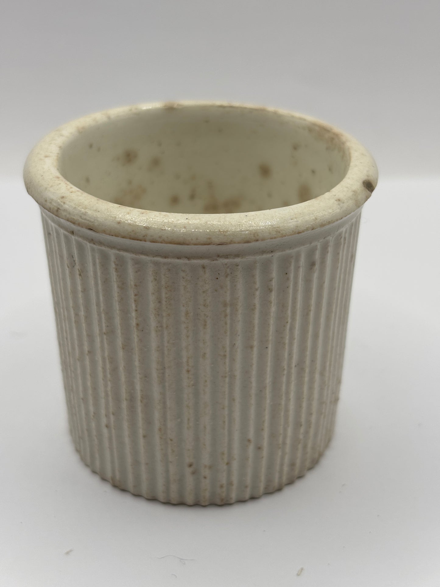 Early ribbed stoneware jam & marmalade pot