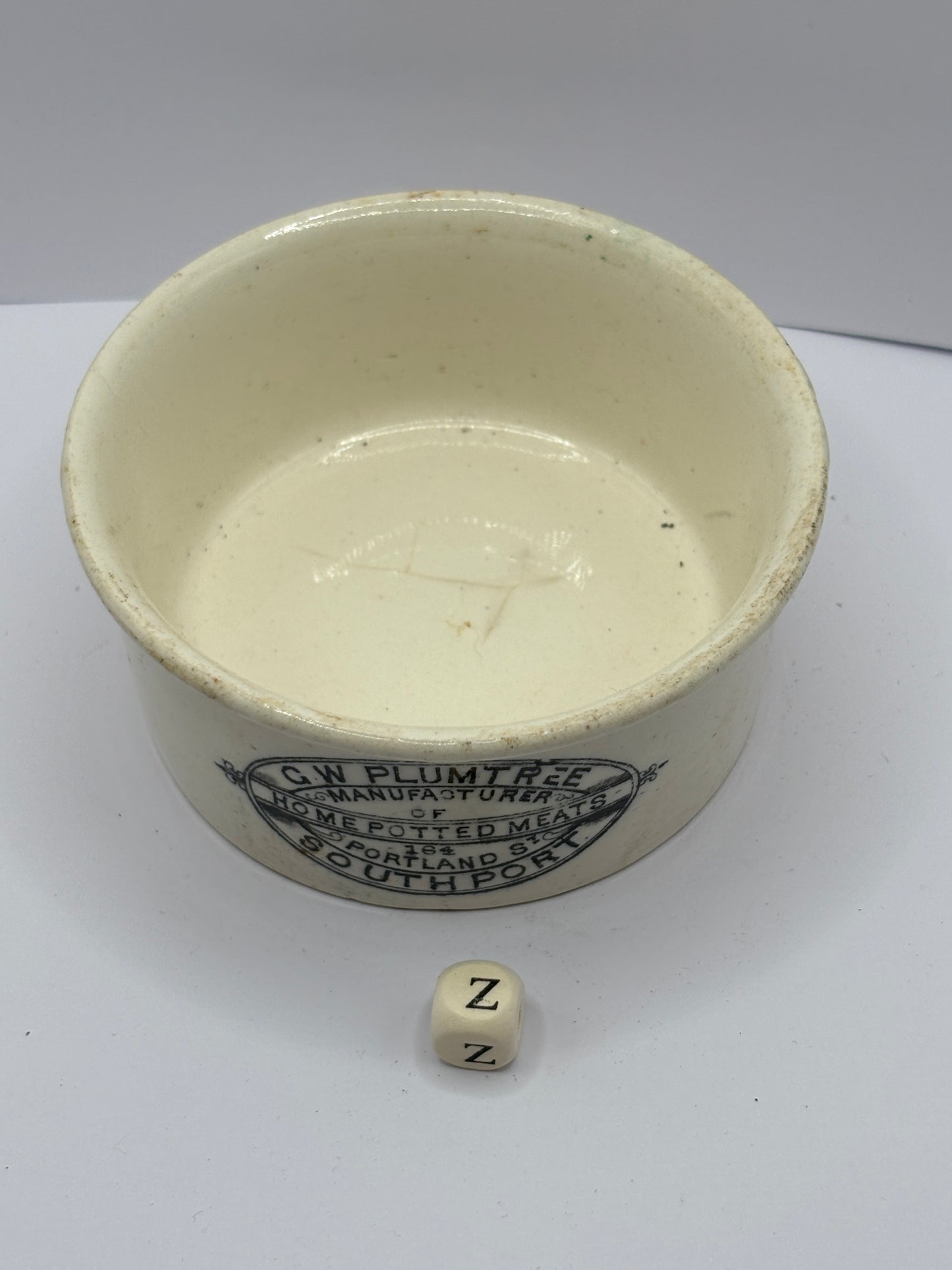 Plumtree home potted meats advertising pot (Y)